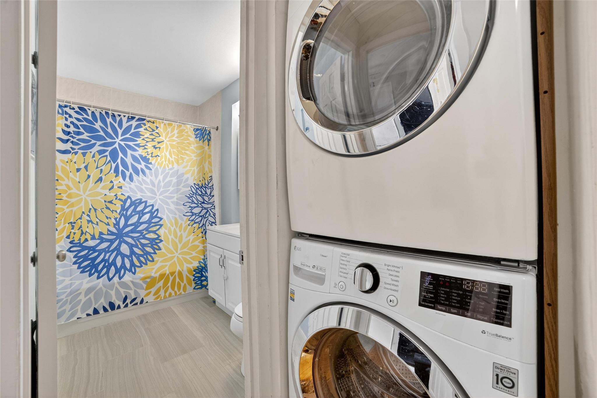 #14 photo, 33 Fieldstone Drive, Hartsdale , NY 10530