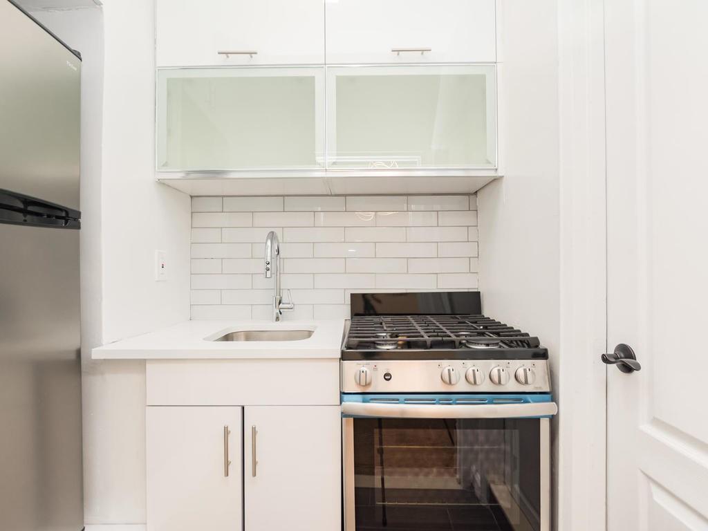 #1 photo, 555 McLean Avenue, 紐約州 Yonkers , NY 10705