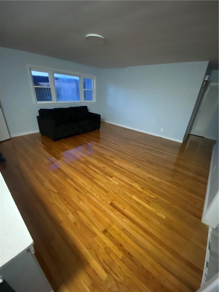 #3 photo, 14 Sunnyside Drive, Yonkers , NY 10705