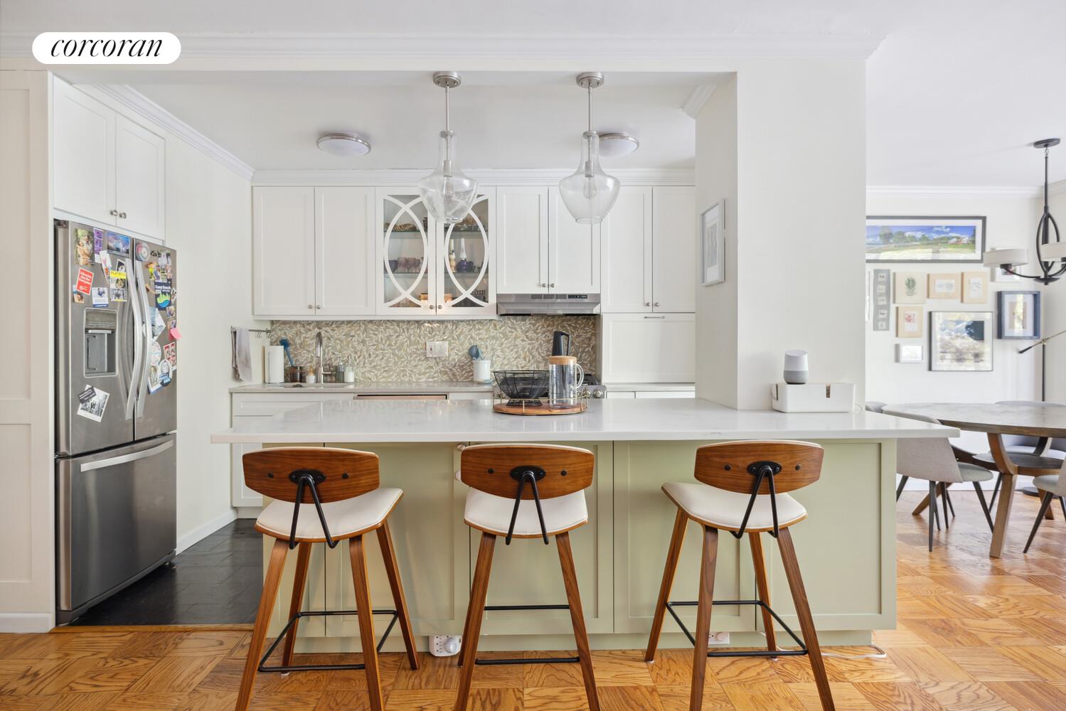 #4 photo, 382 CENTRAL Park W, マンハッタン Upper West Side , NY 10025