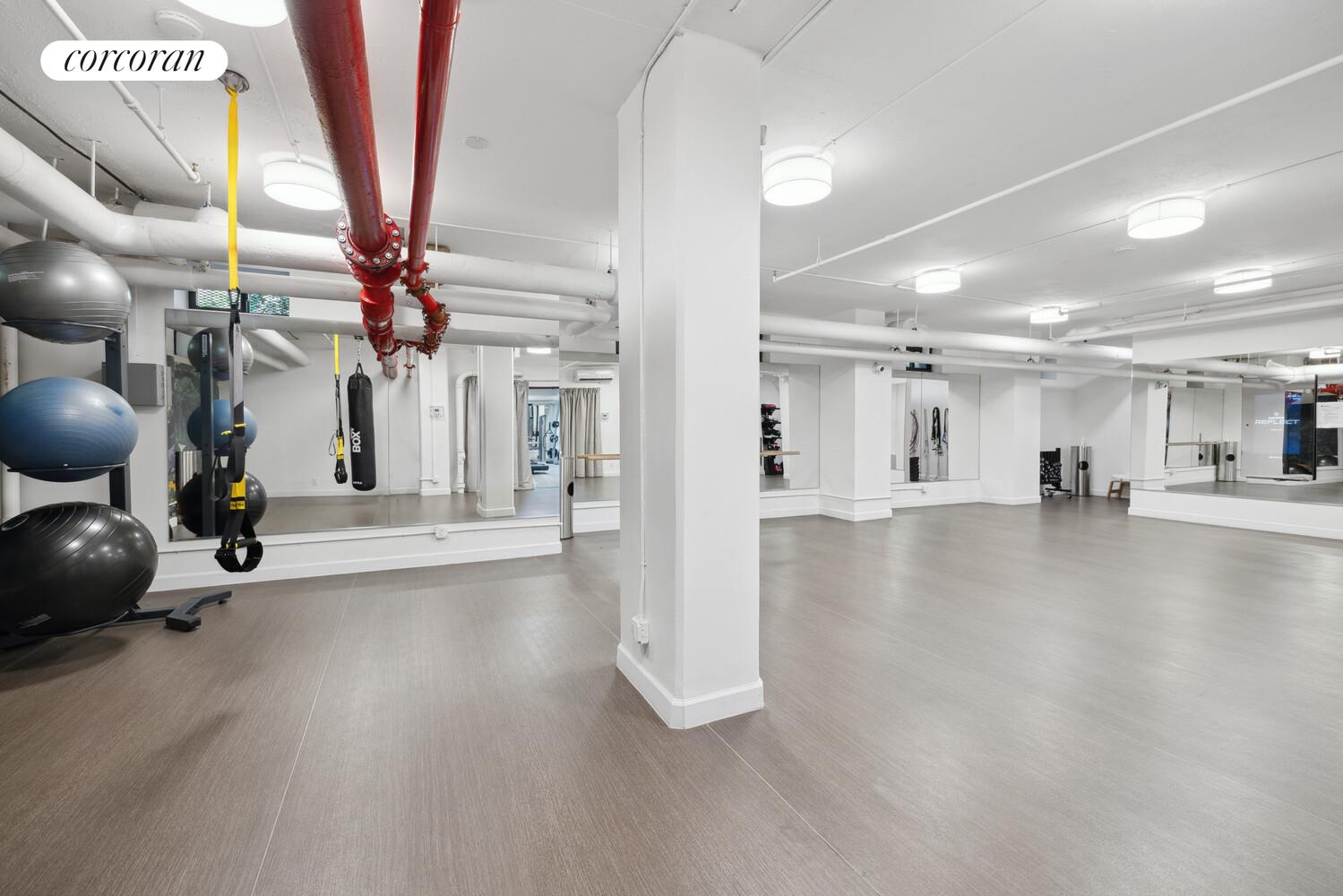 #9 photo, 382 CENTRAL Park W, マンハッタン Upper West Side , NY 10025