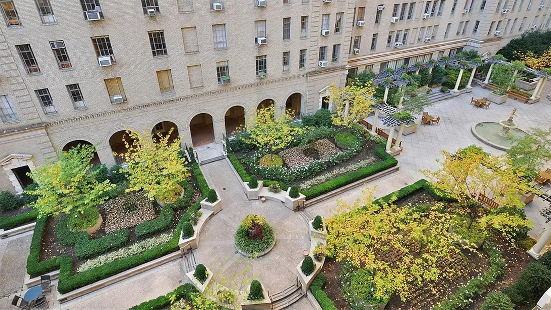 #15 photo, 350 W 57TH Street, マンハッタン Hells Kitchen , NY 10019