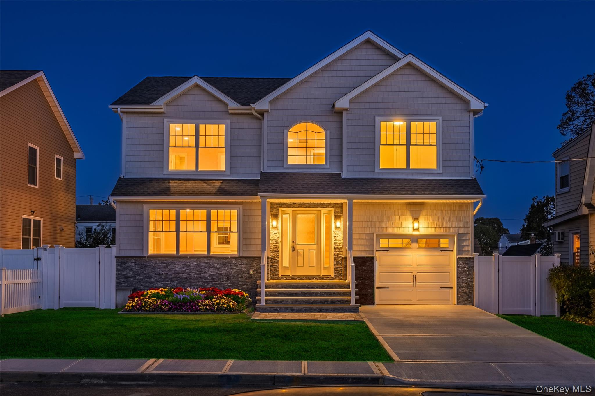 #2 photo, 335 Evans Avenue, ナッソー郡 Elmont , NY 11003