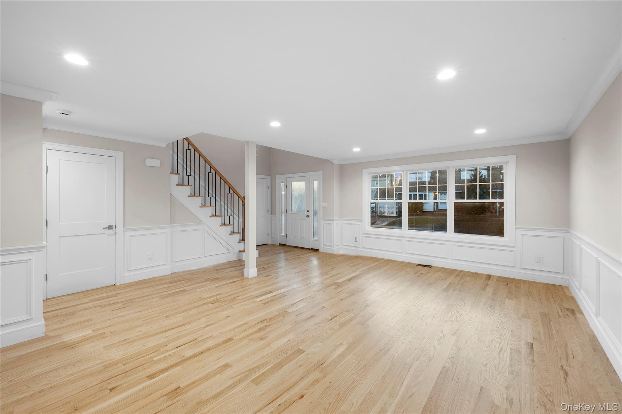 #8 photo, 335 Evans Avenue, ナッソー郡 Elmont , NY 11003