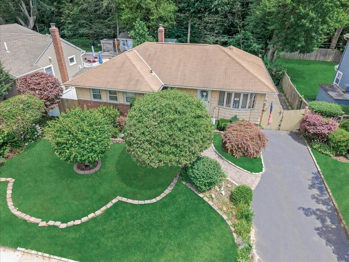 #1 photo, 3167 Morgan Drive, 長島 Wantagh , NY 11793