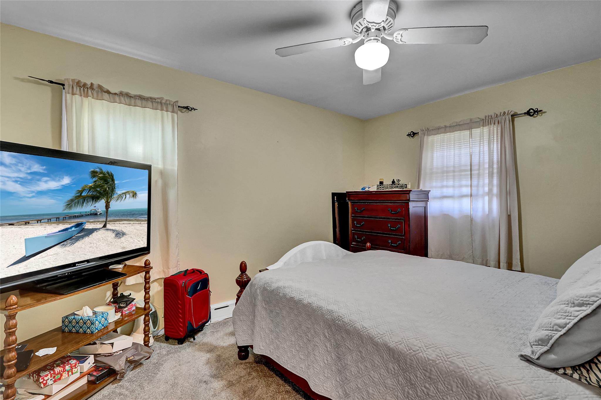 #13 photo, 181 Maple Avenue, ناسو East Meadow , NY 11554