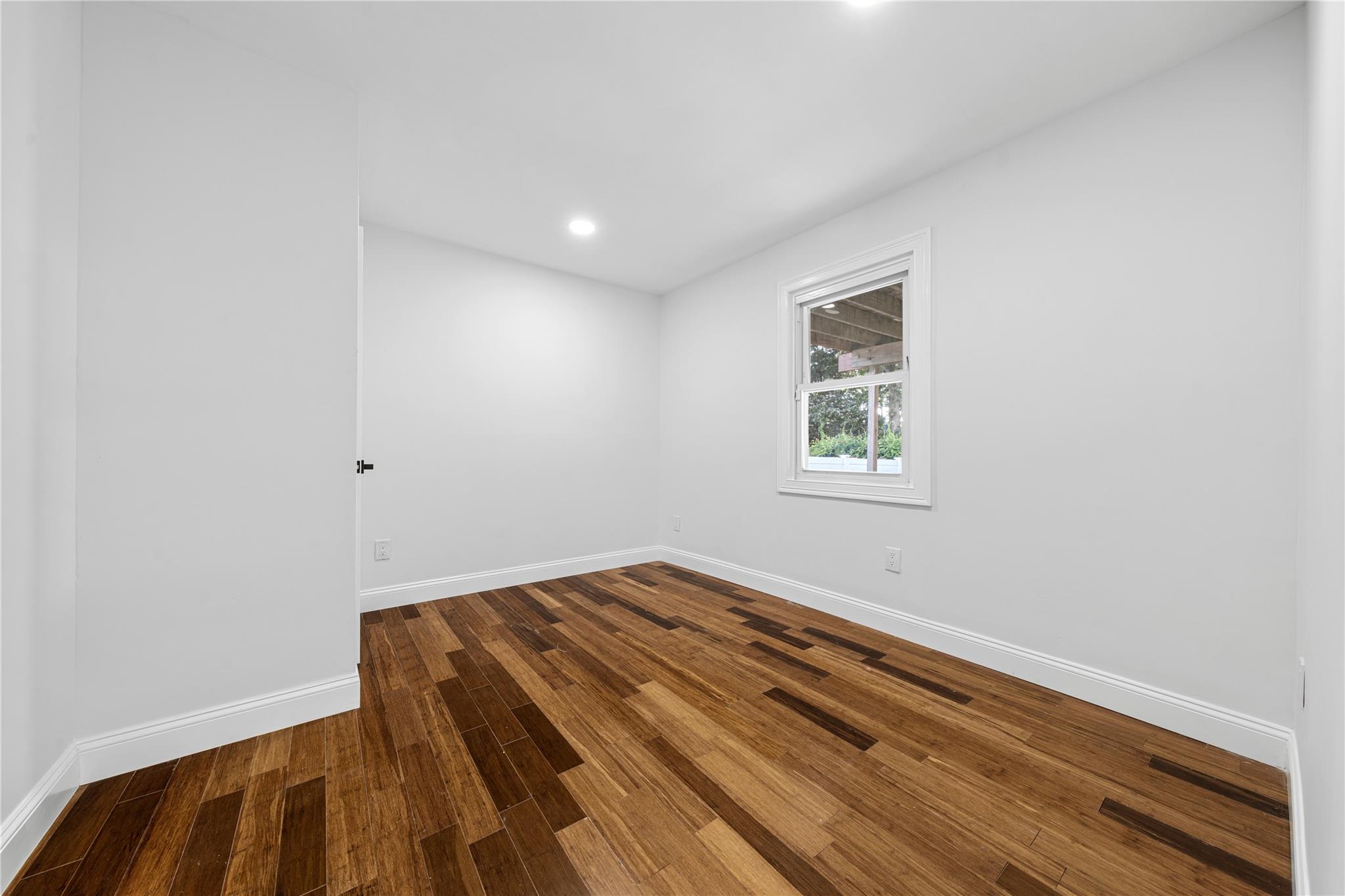 #13 photo, 92 Washington Avenue, Deer Park , NY 11729