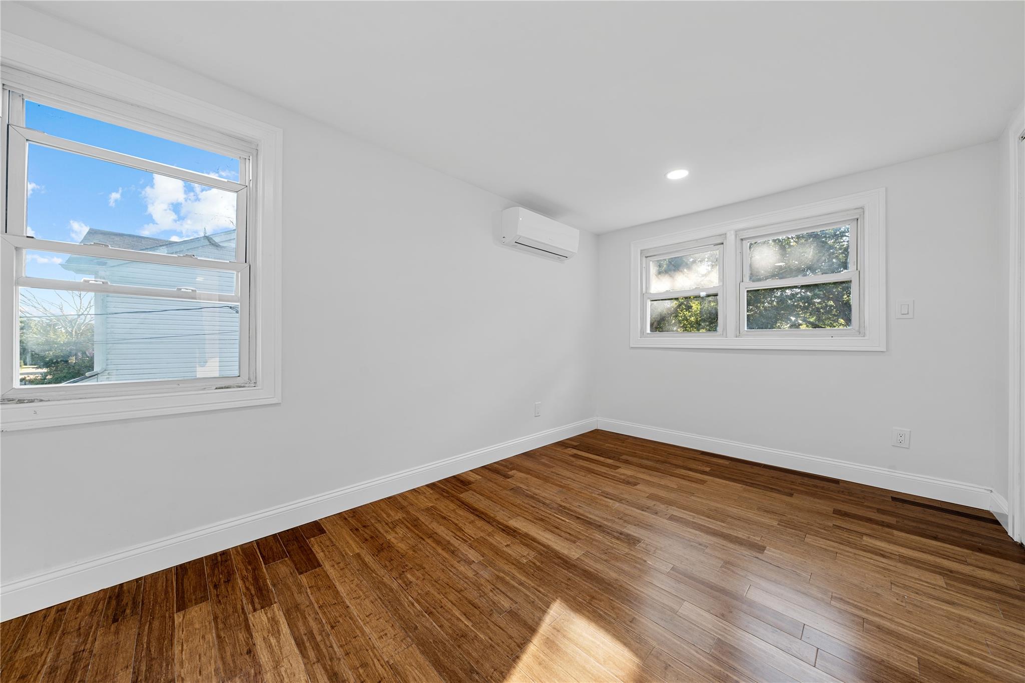 #17 photo, 92 Washington Avenue, Deer Park , NY 11729