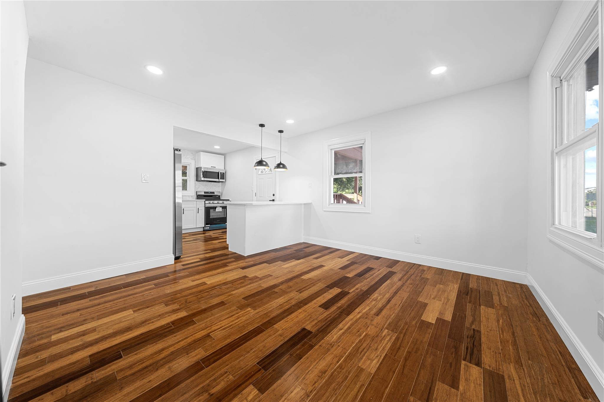 #8 photo, 92 Washington Avenue, Deer Park , NY 11729