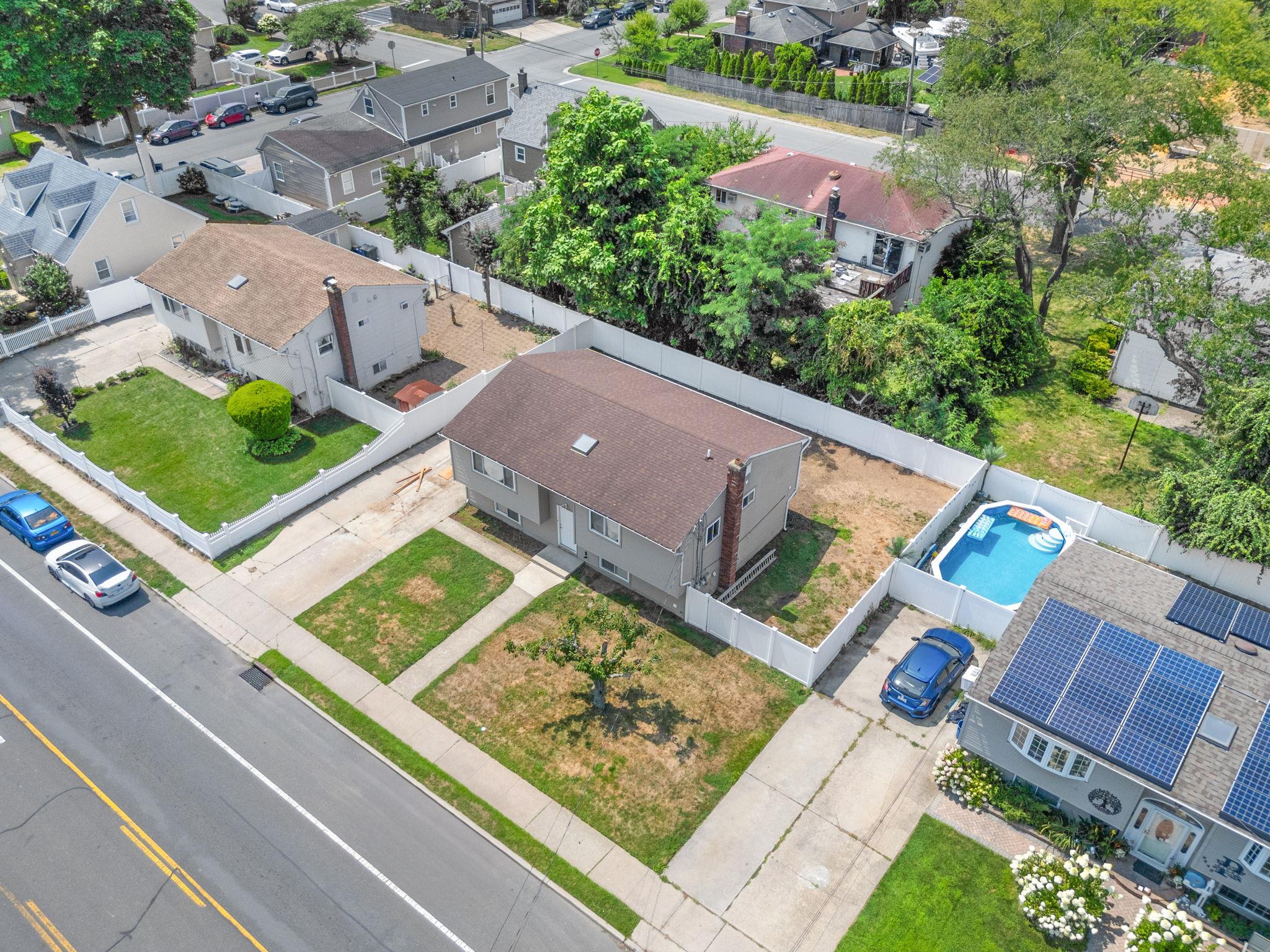 #20 photo, 2435 Great Neck Road, 東長島 Copiague , NY 11726