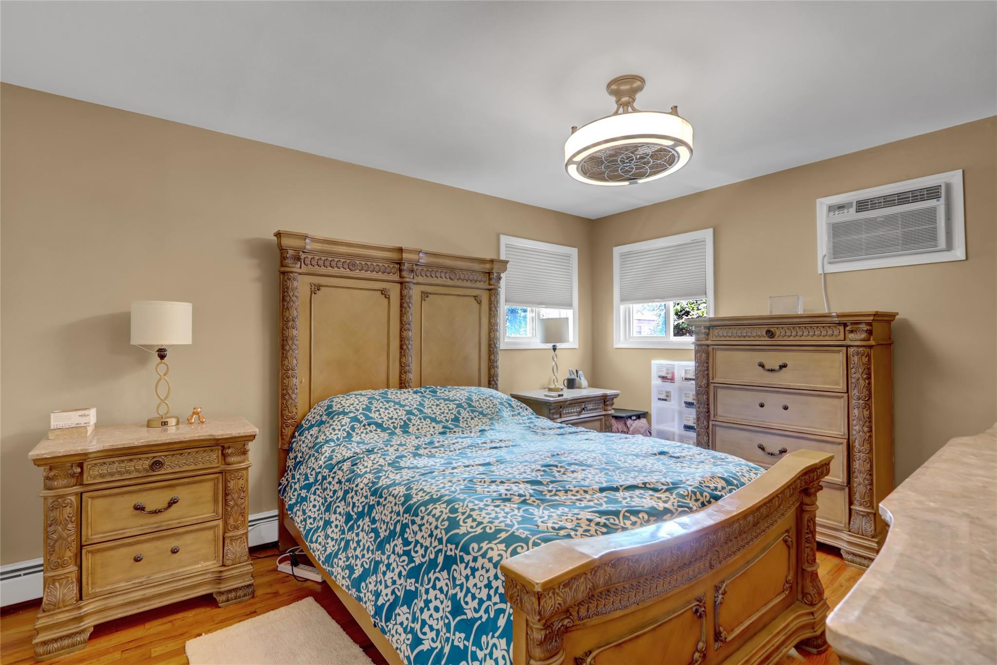 #12 photo, 42 Peters Avenue, ナッソー郡 Hempstead , NY 11550