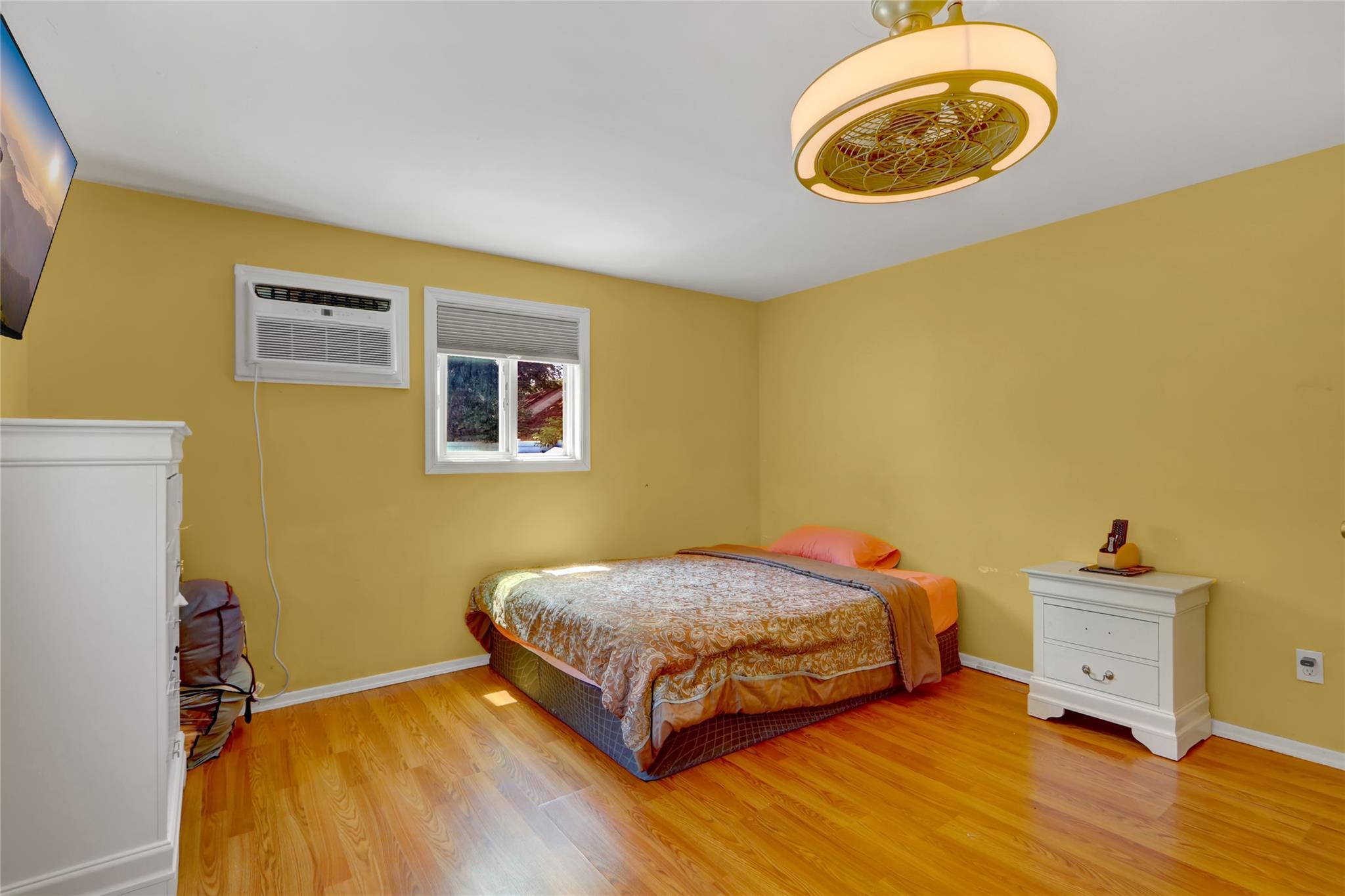 #20 photo, 42 Peters Avenue, ナッソー郡 Hempstead , NY 11550