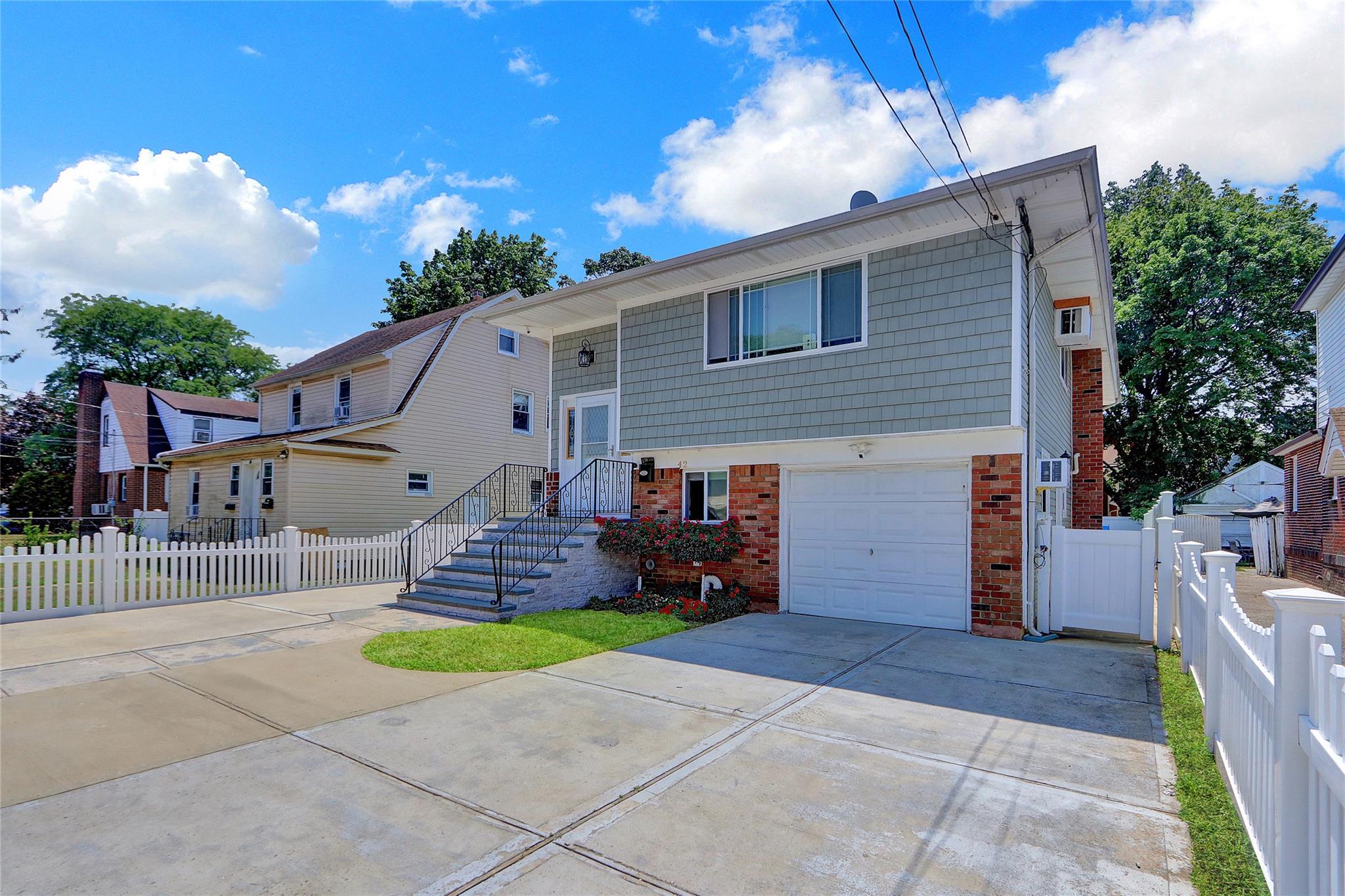 #3 photo, 42 Peters Avenue, ナッソー郡 Hempstead , NY 11550