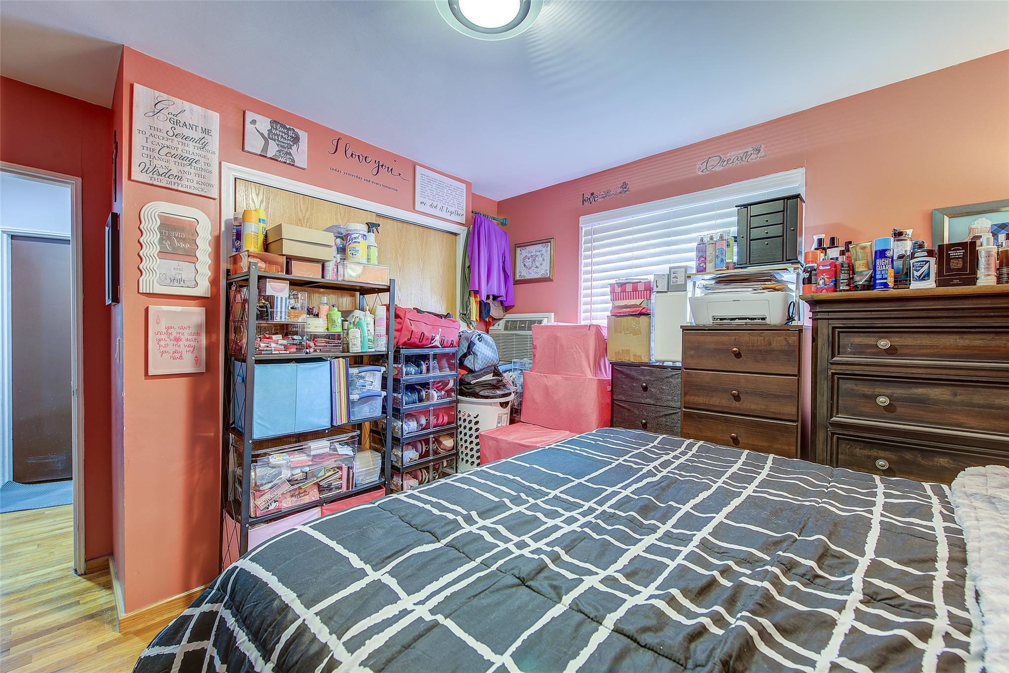 #20 photo, 57-55 244 Street, 皇后區 道格拉斯頓 Douglaston , NY 11362