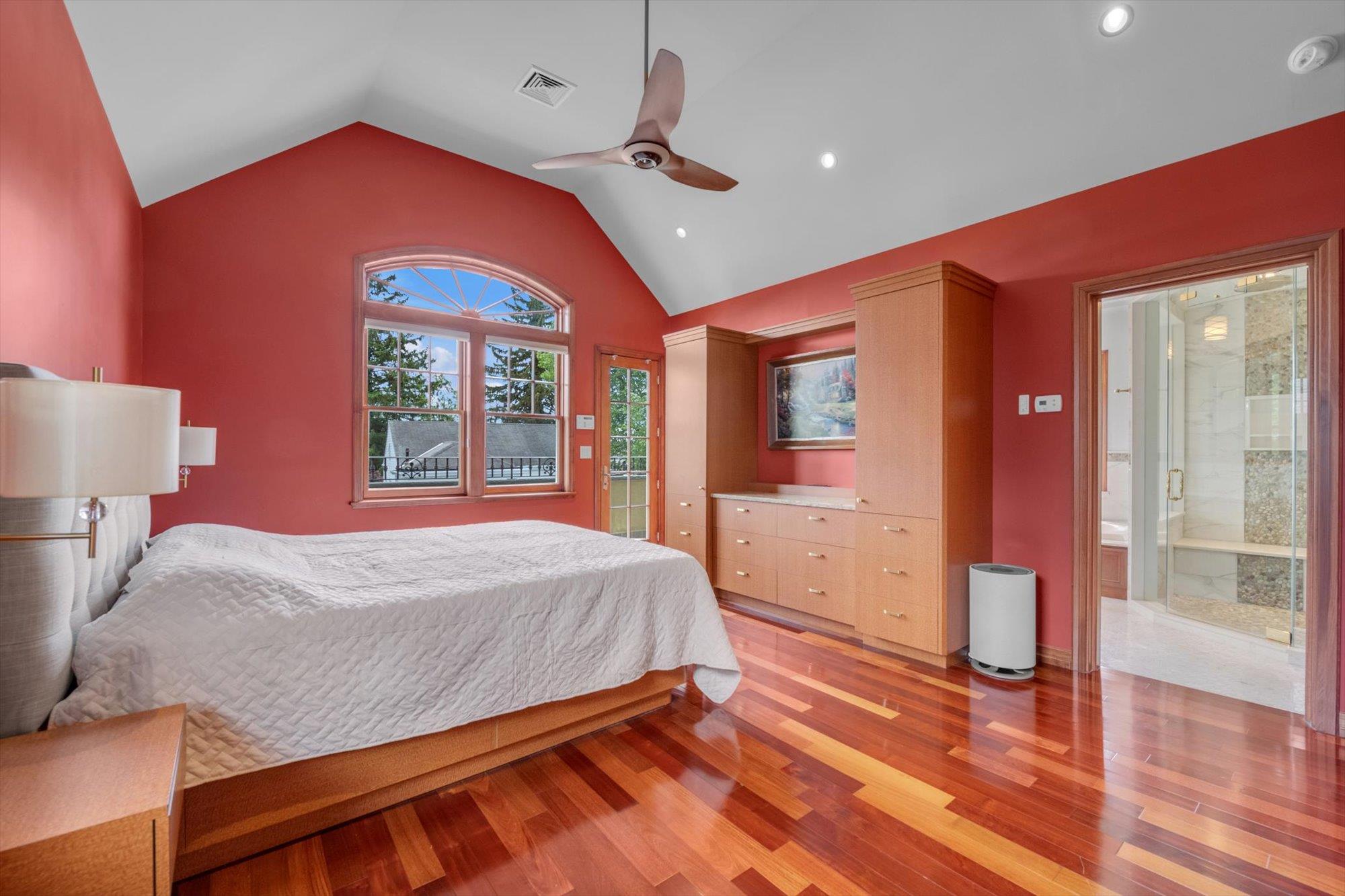 #20 photo, 149-02 11 Ave, Whitestone , NY 11357