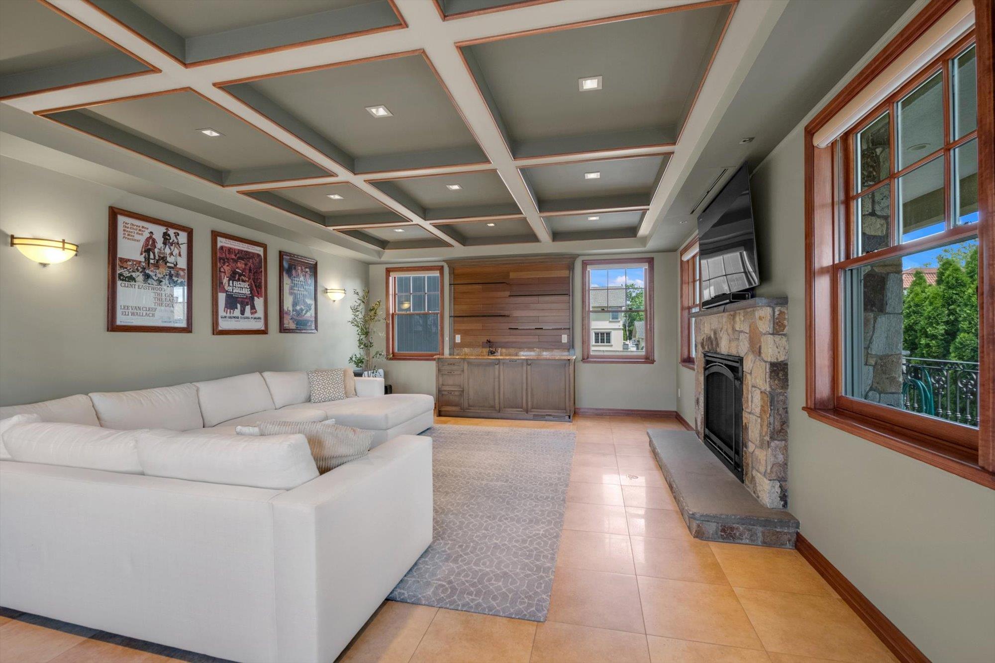 #4 photo, 149-02 11 Ave, Whitestone , NY 11357