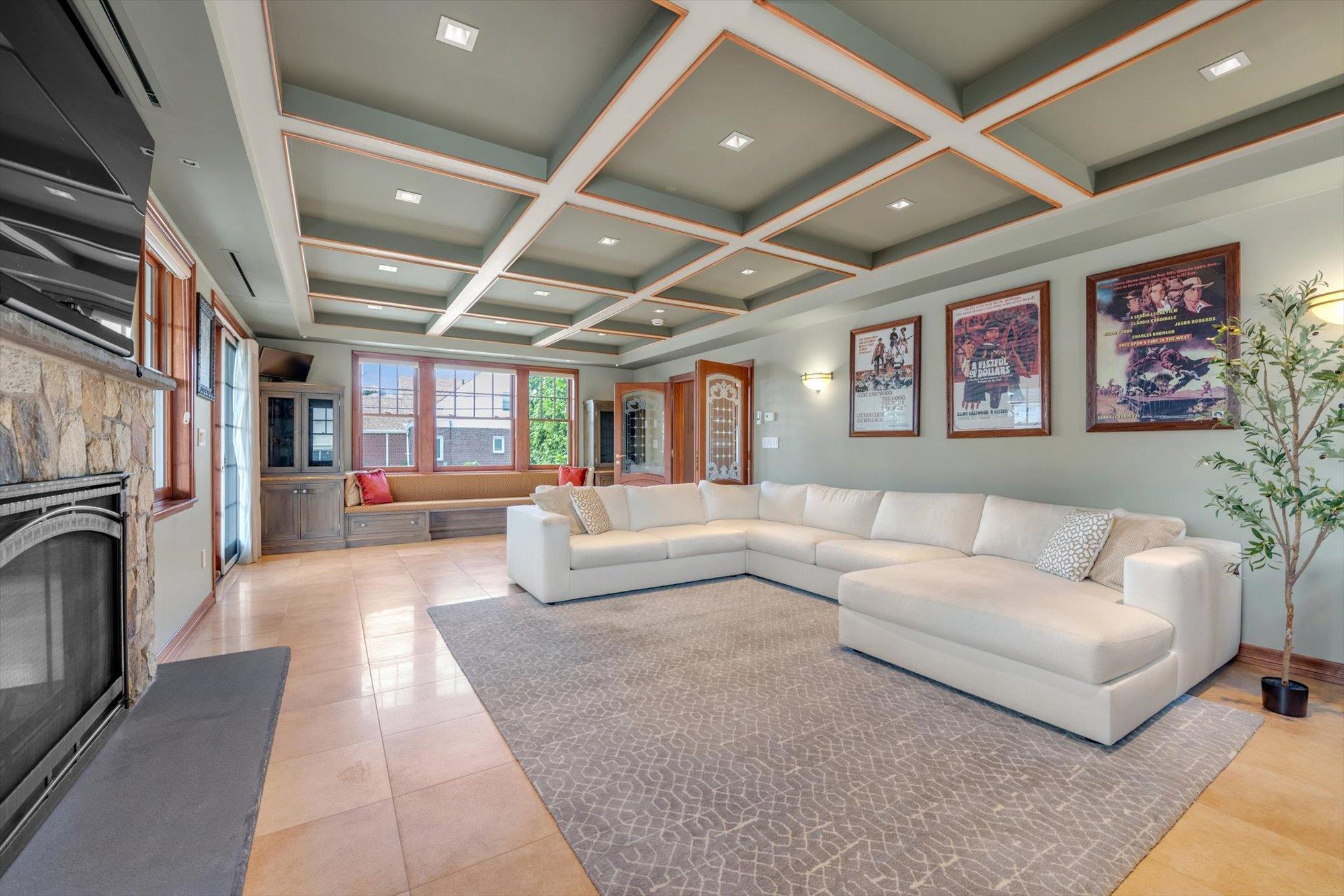 #5 photo, 149-02 11 Ave, Whitestone , NY 11357