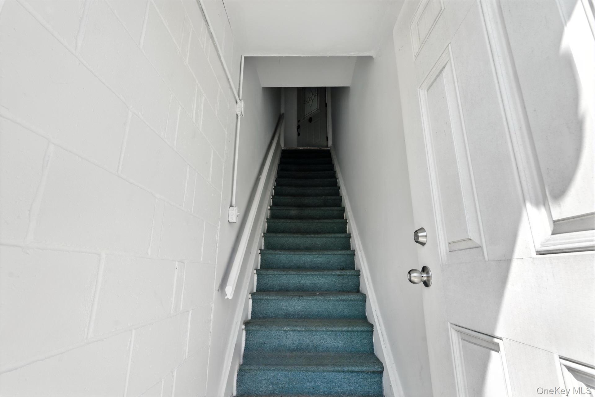 #16 photo, 230 N Main Street, サフォーク郡 Sayville , NY 11782