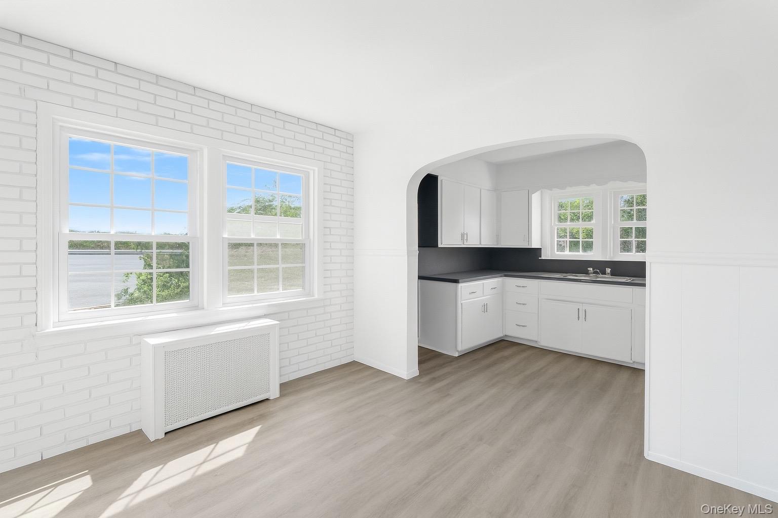 #19 photo, 230 N Main Street, サフォーク郡 Sayville , NY 11782