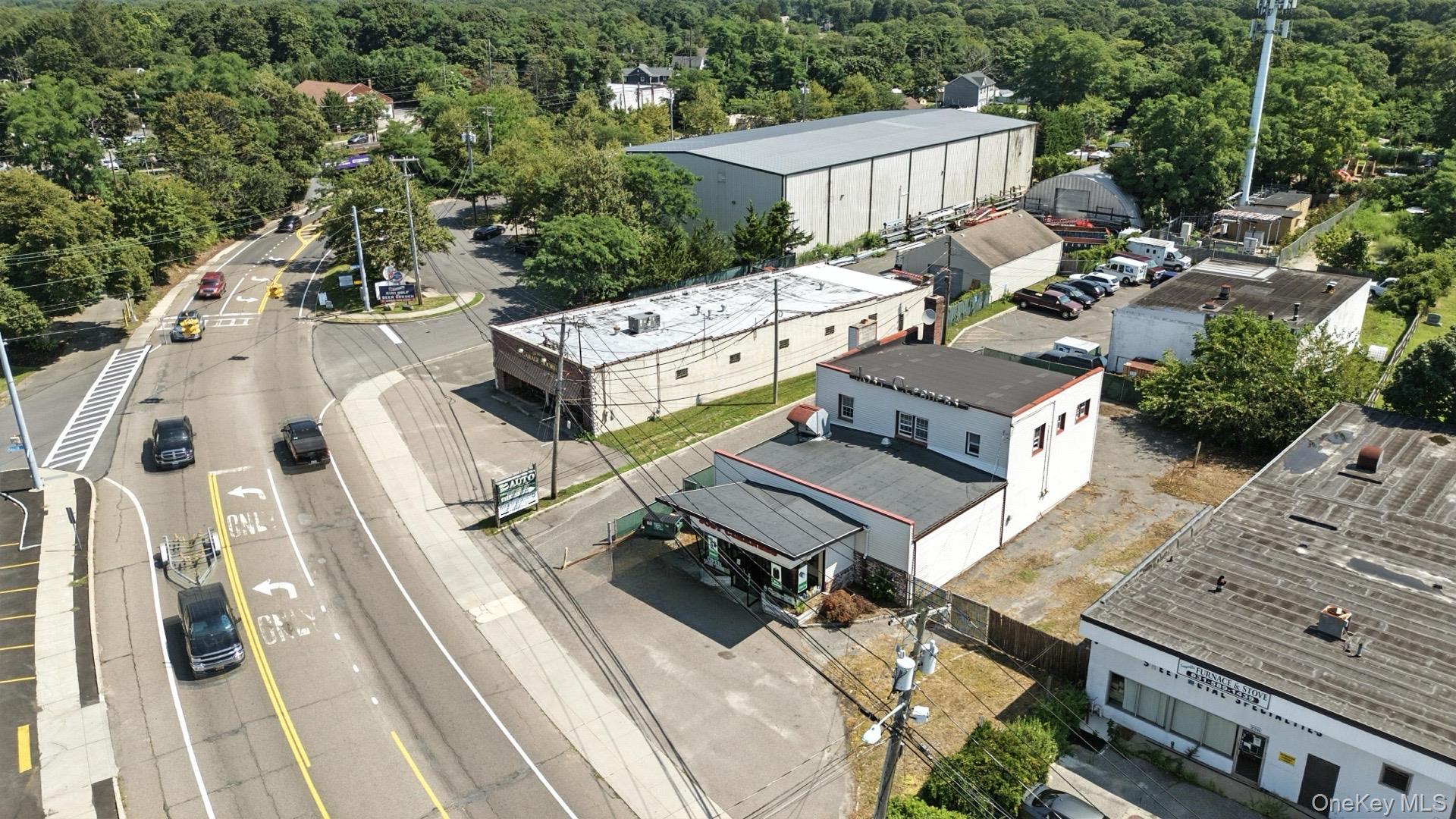 #5 photo, 230 N Main Street, サフォーク郡 Sayville , NY 11782