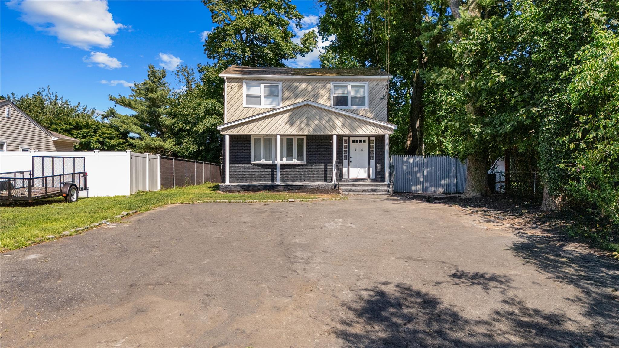 #1 photo, 15 Pennsylvania Avenue, 東長島 Brentwood , NY 11717