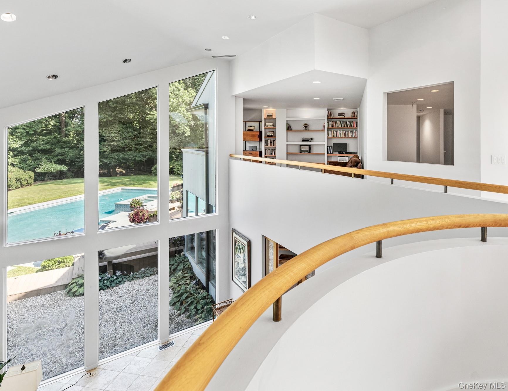 #17 photo, 8 Mill Pond Lane, ナッソー郡 Lattingtown , NY 11560