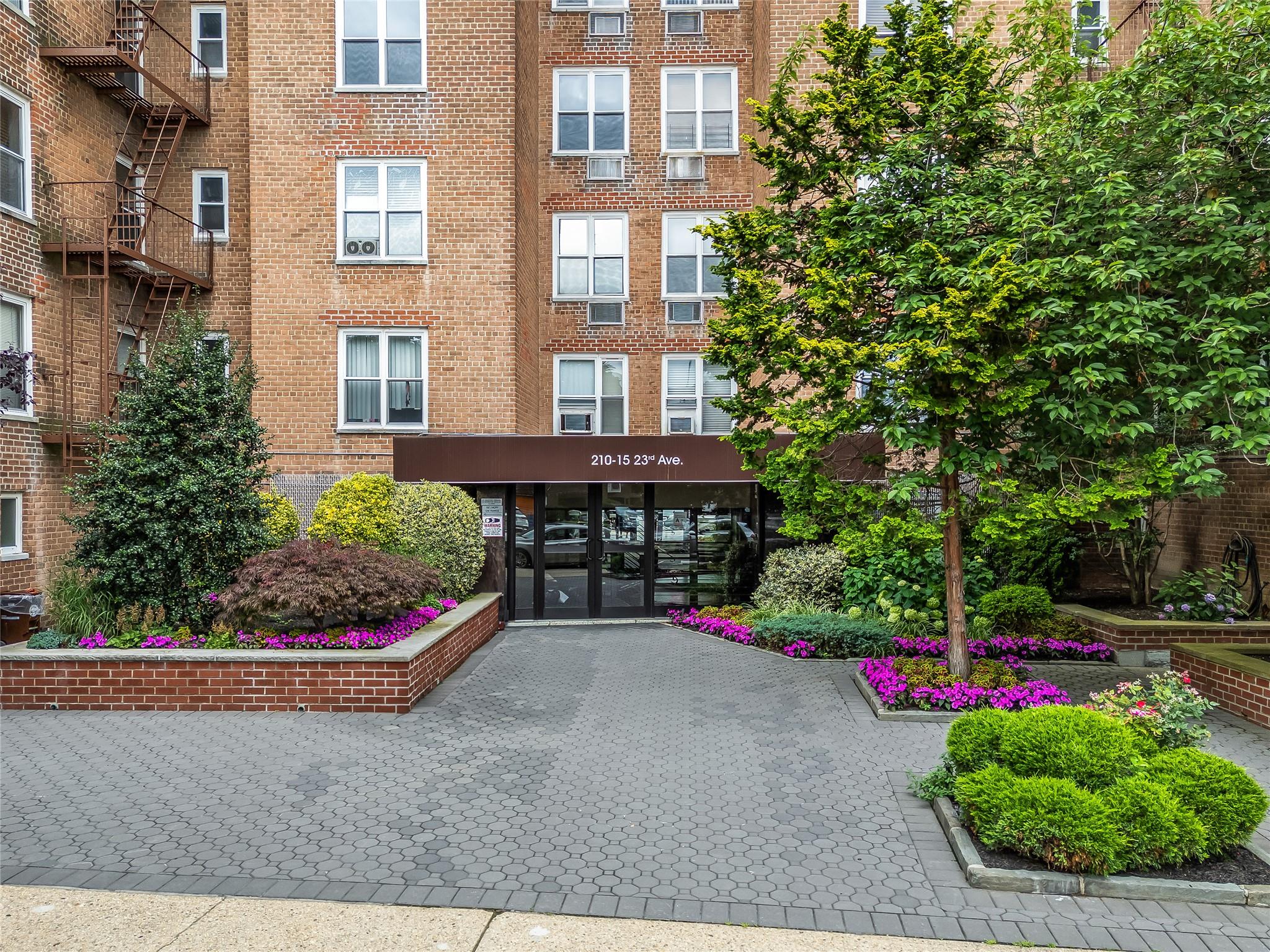 #1 photo, 21015 23rd Avenue, クイーンズ区 Bayside , NY 11360