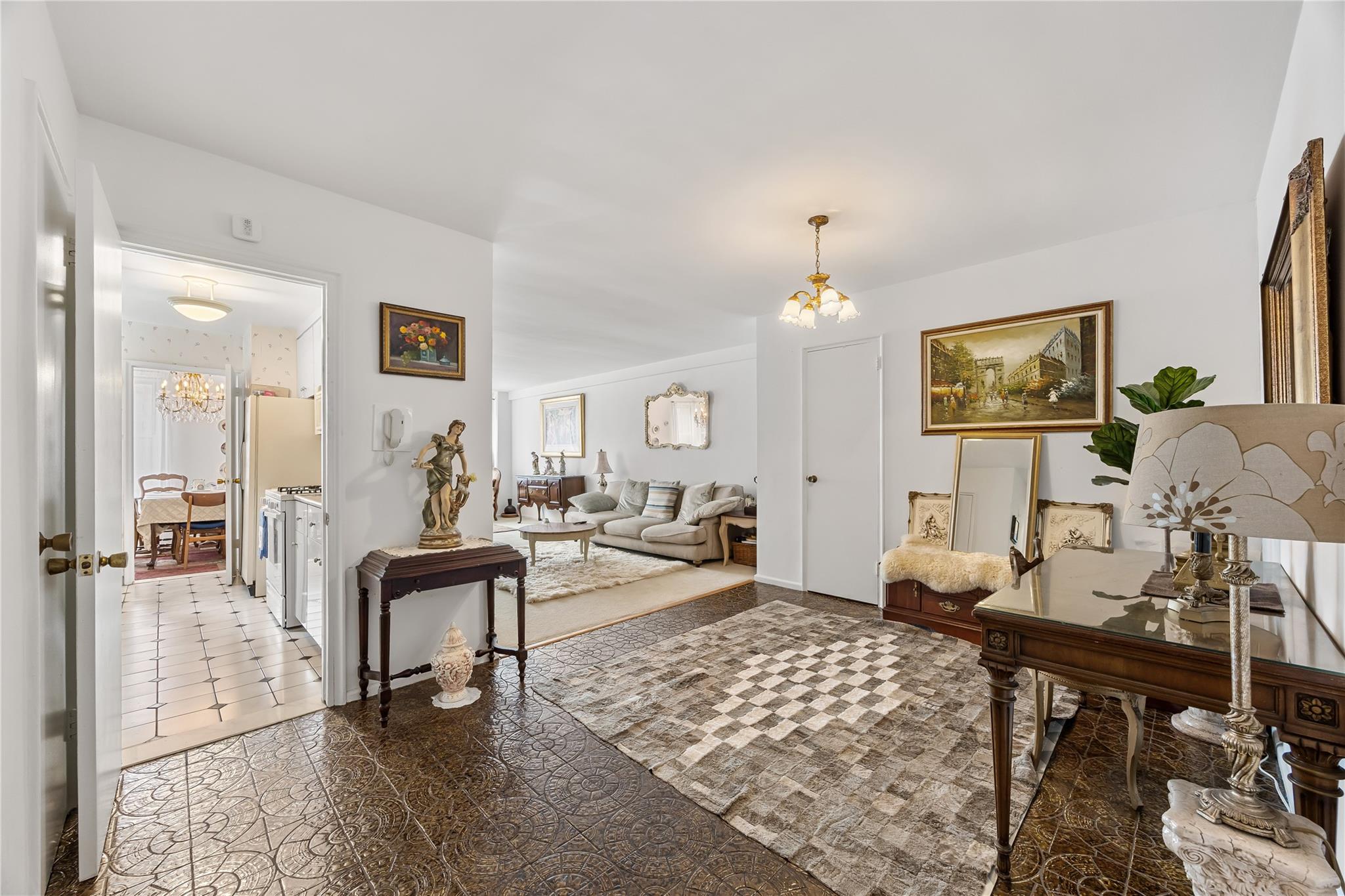 #2 photo, 21015 23rd Avenue, クイーンズ区 Bayside , NY 11360