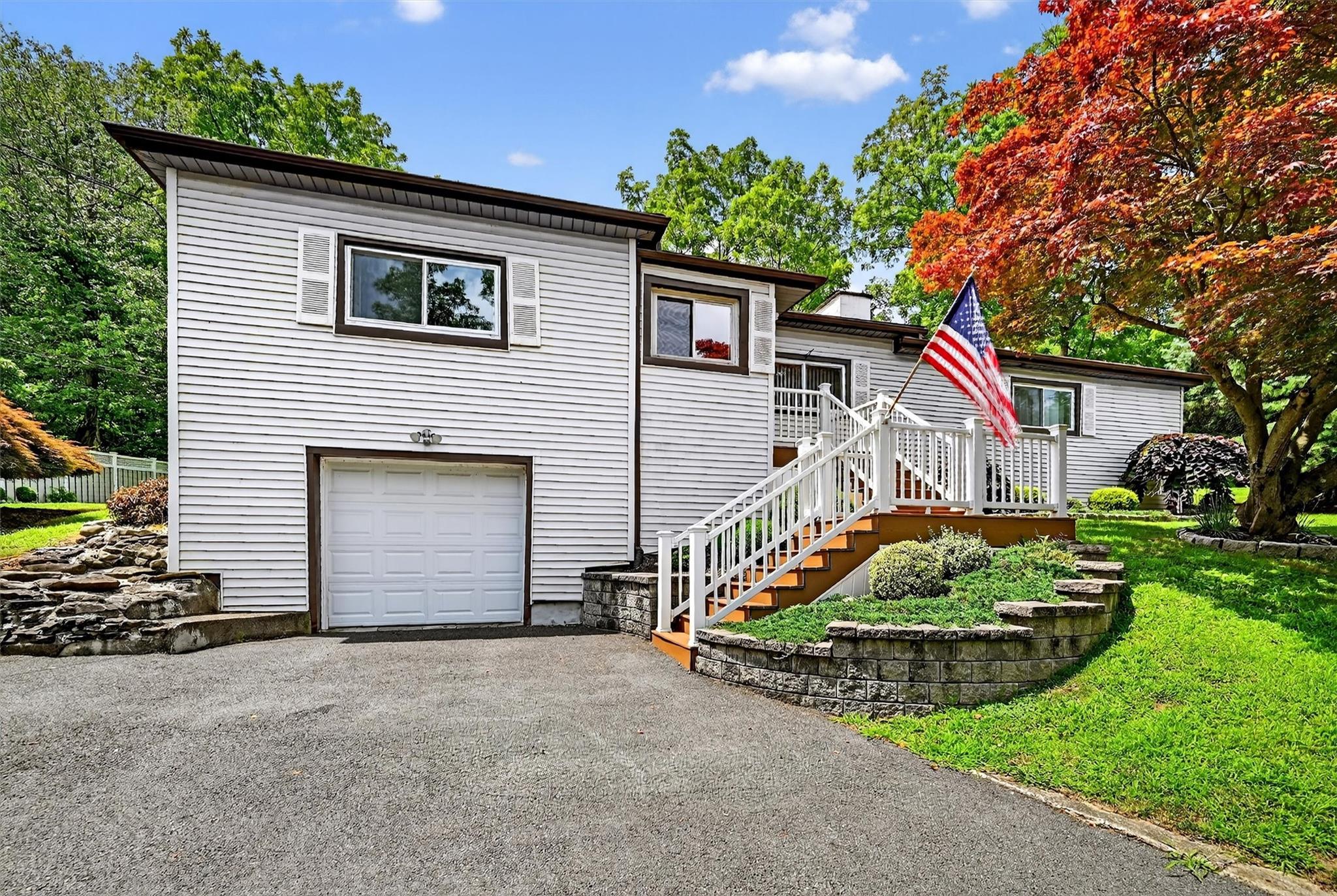 #1 photo, 299 Riley Road, 紐約州 New Windsor , NY 12553