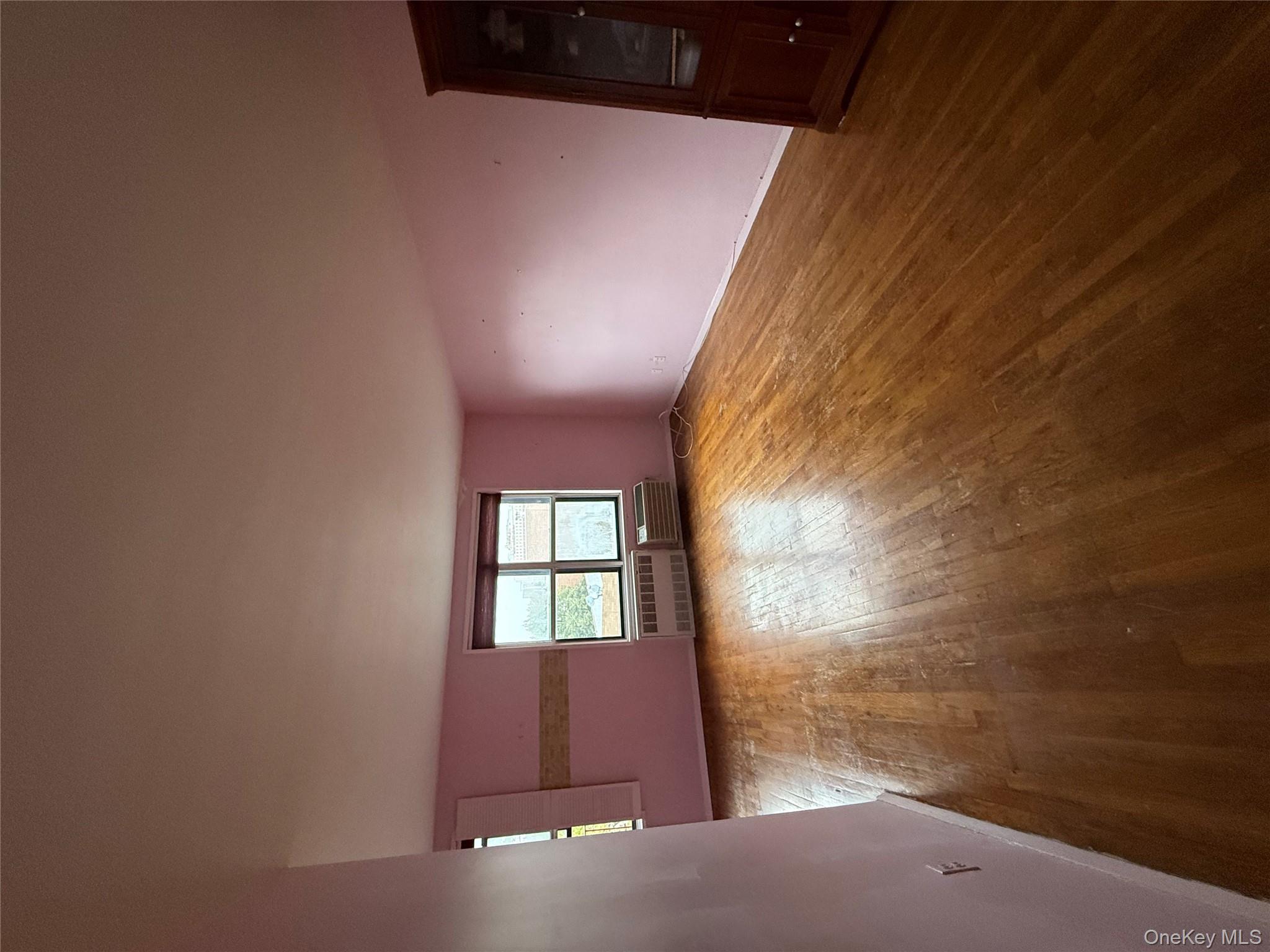 #4 photo, 78-06 46th Avenue, クイーンズ区 Elmhurst , NY 11373