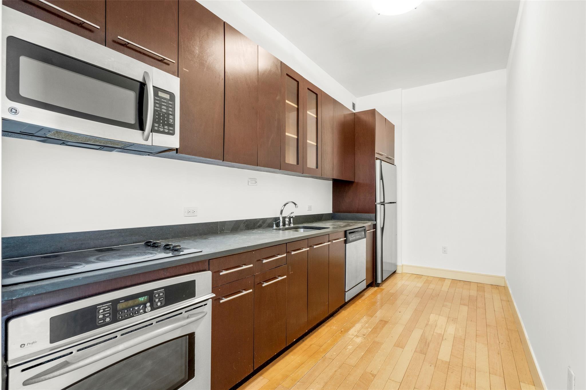 #3 photo, 25 Leroy Place, New Rochelle , NY 10805