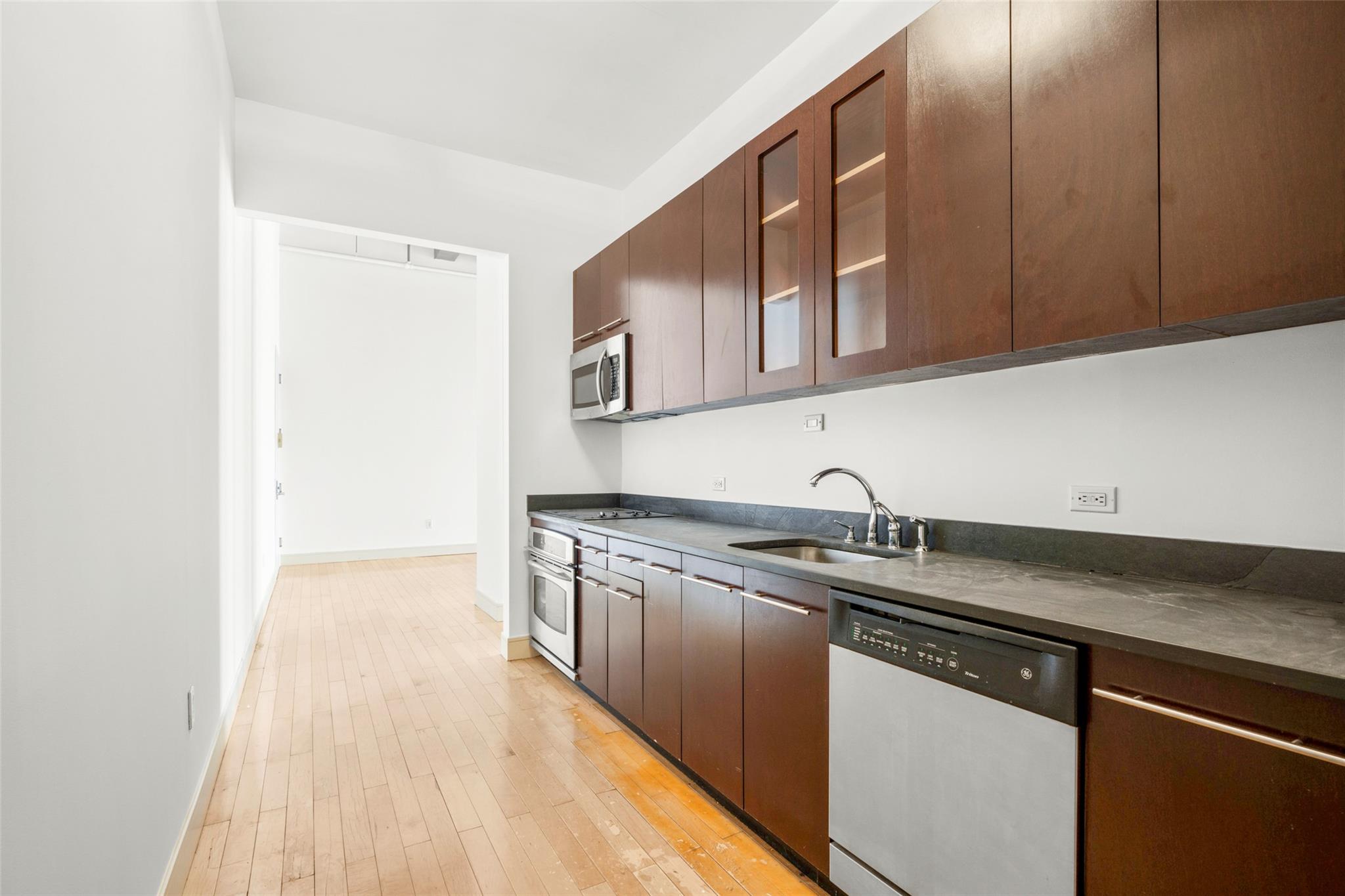 #7 photo, 25 Leroy Place, New Rochelle , NY 10805