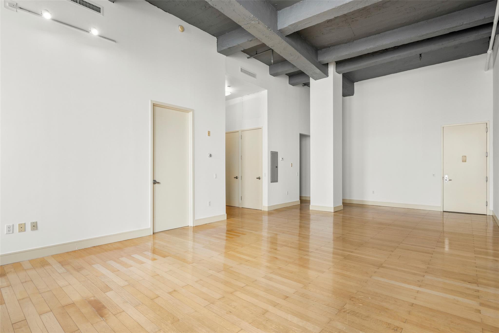 #8 photo, 25 Leroy Place, New Rochelle , NY 10805