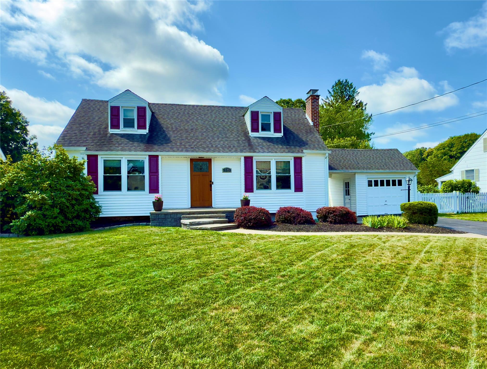 #1 photo, 16 Caywood Place, 뉴욕주 Hyde Park , NY 12538