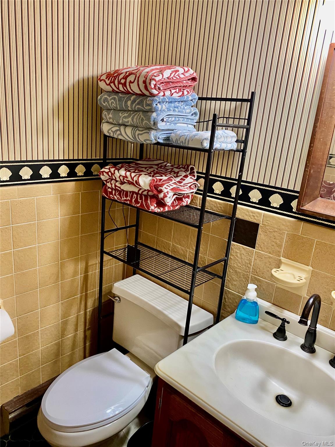 #19 photo, 13 California, Liberty , NY 12754