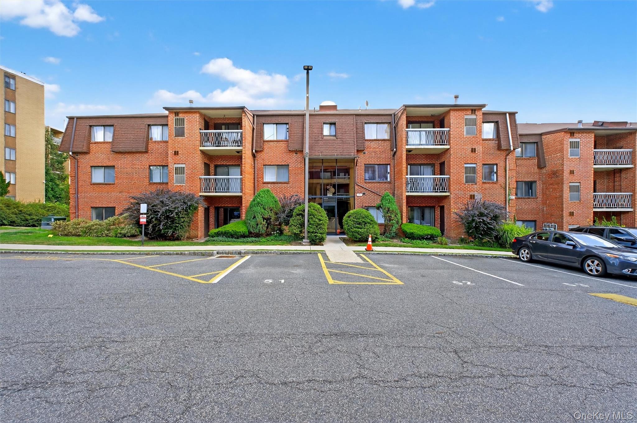 #1 photo, 513 Kennedy Drive, 紐約州 Spring Valley , NY 10977