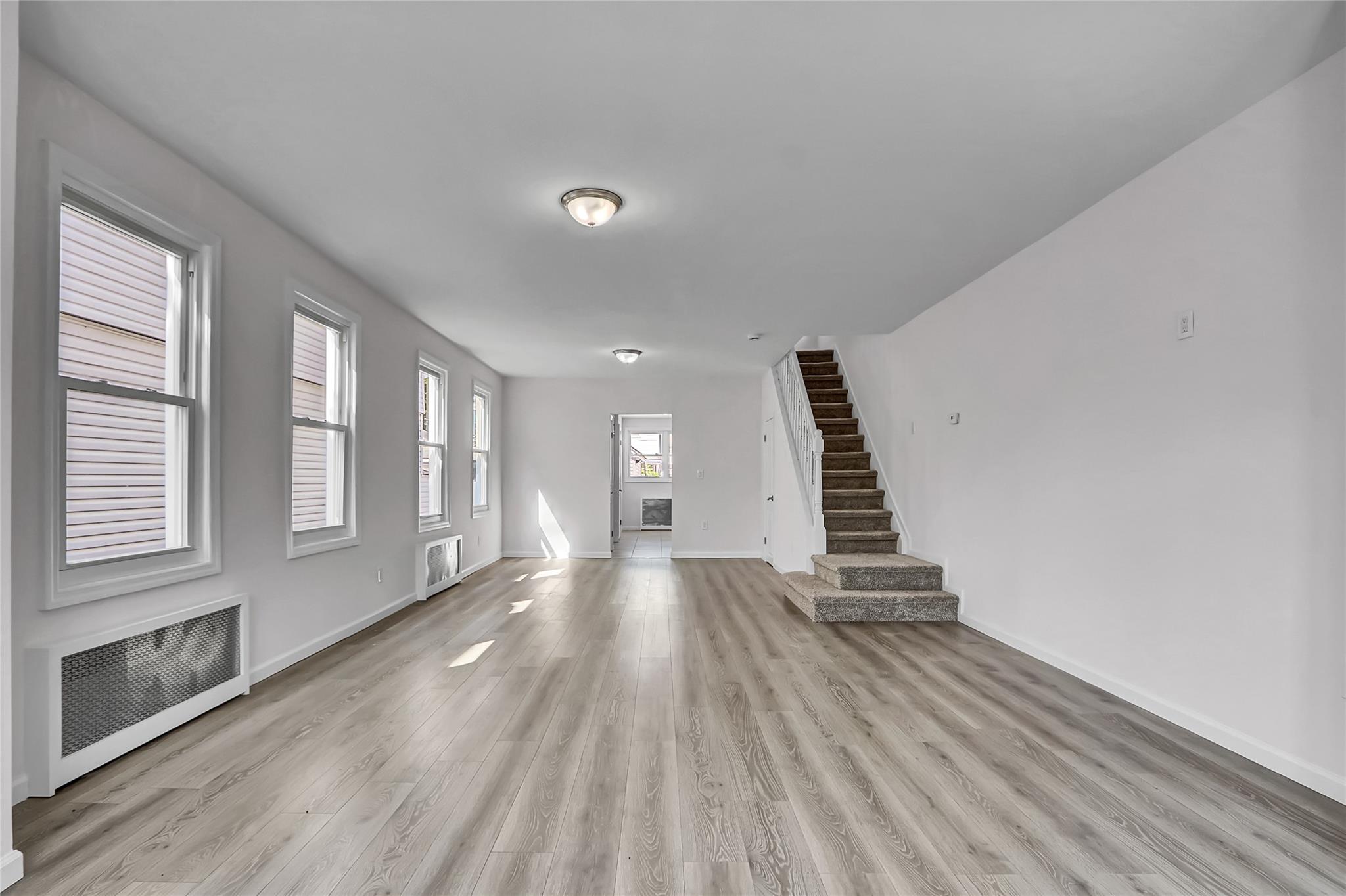 #4 photo, 111-32 116th Street, クイーンズ区 South Ozone Park , NY 11420