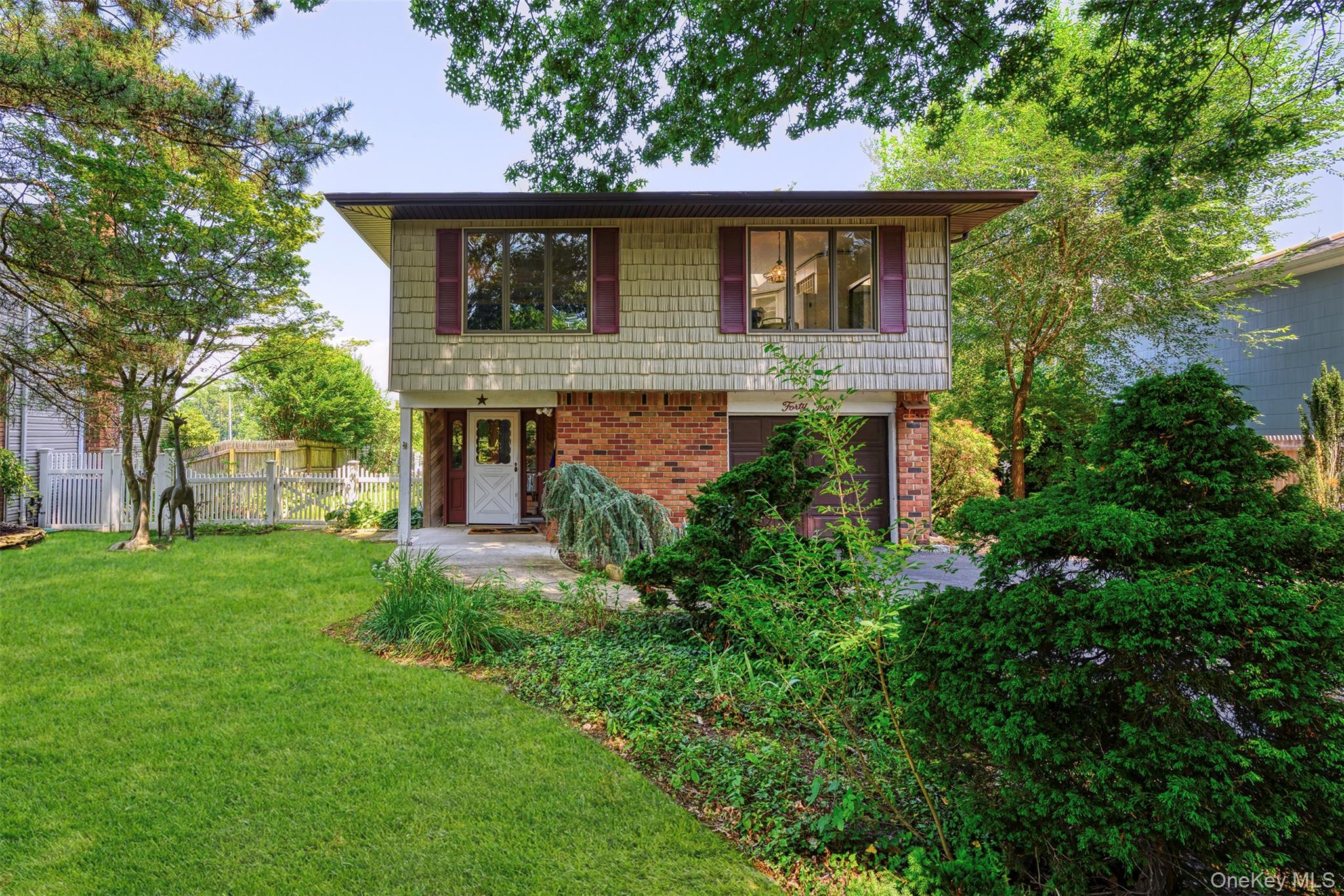 #2 photo, 44 Milland Drive, サフォーク郡 Northport , NY 11768