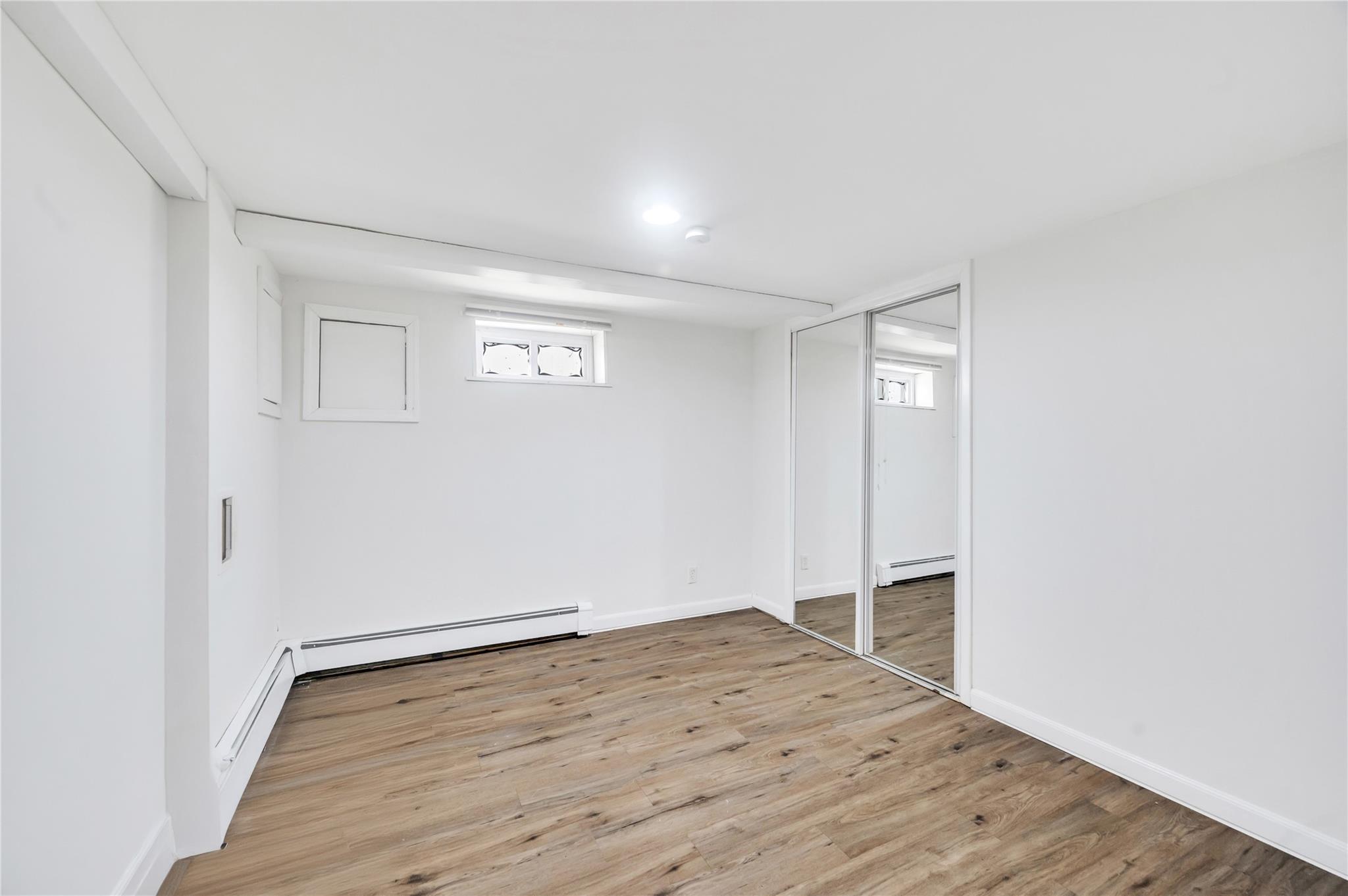 #11 photo, 308 New South Road, ナッソー郡 Hicksville , NY 11801