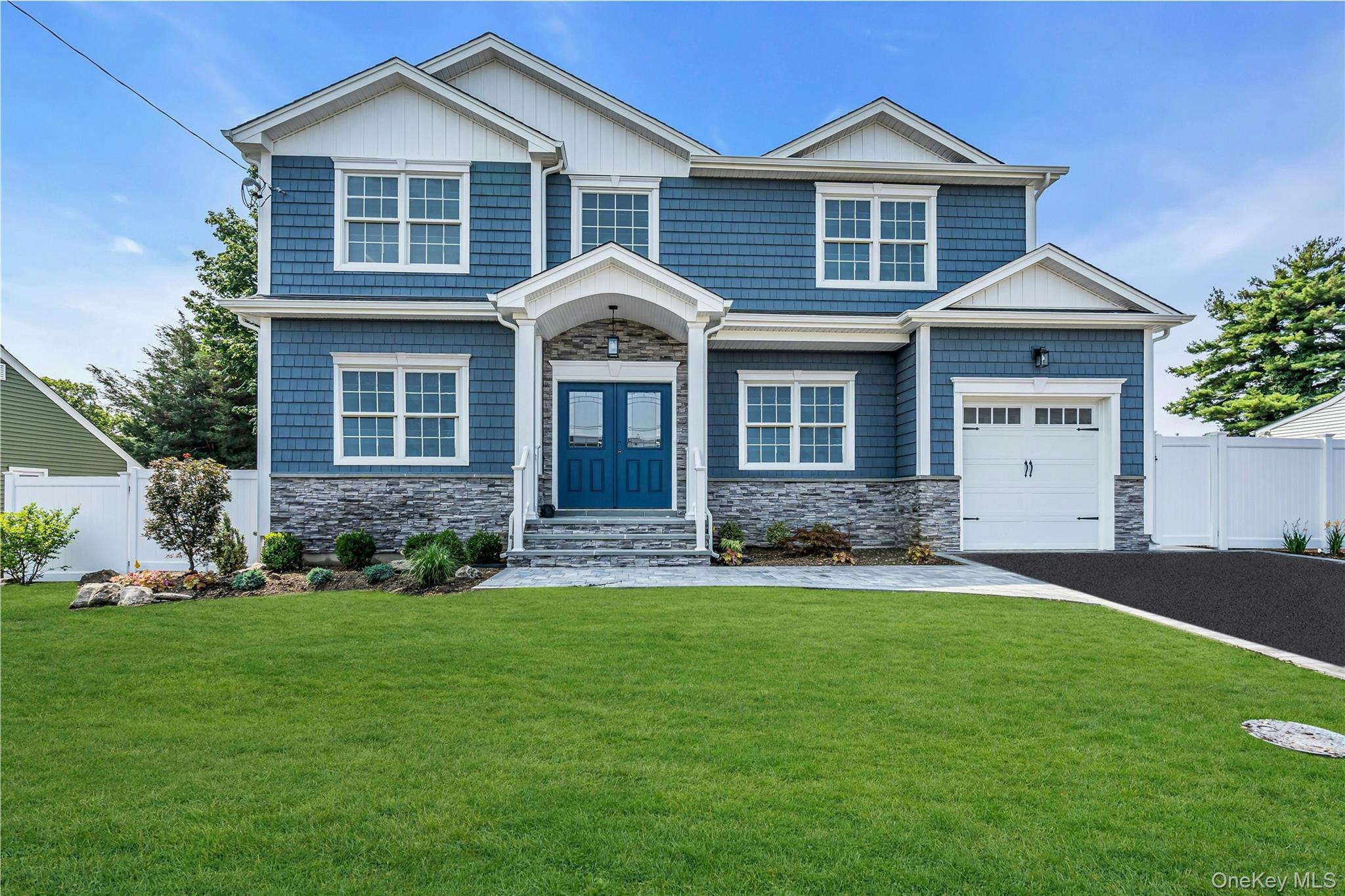 #2 photo, 68 Caroline Street, Bethpage , NY 11714