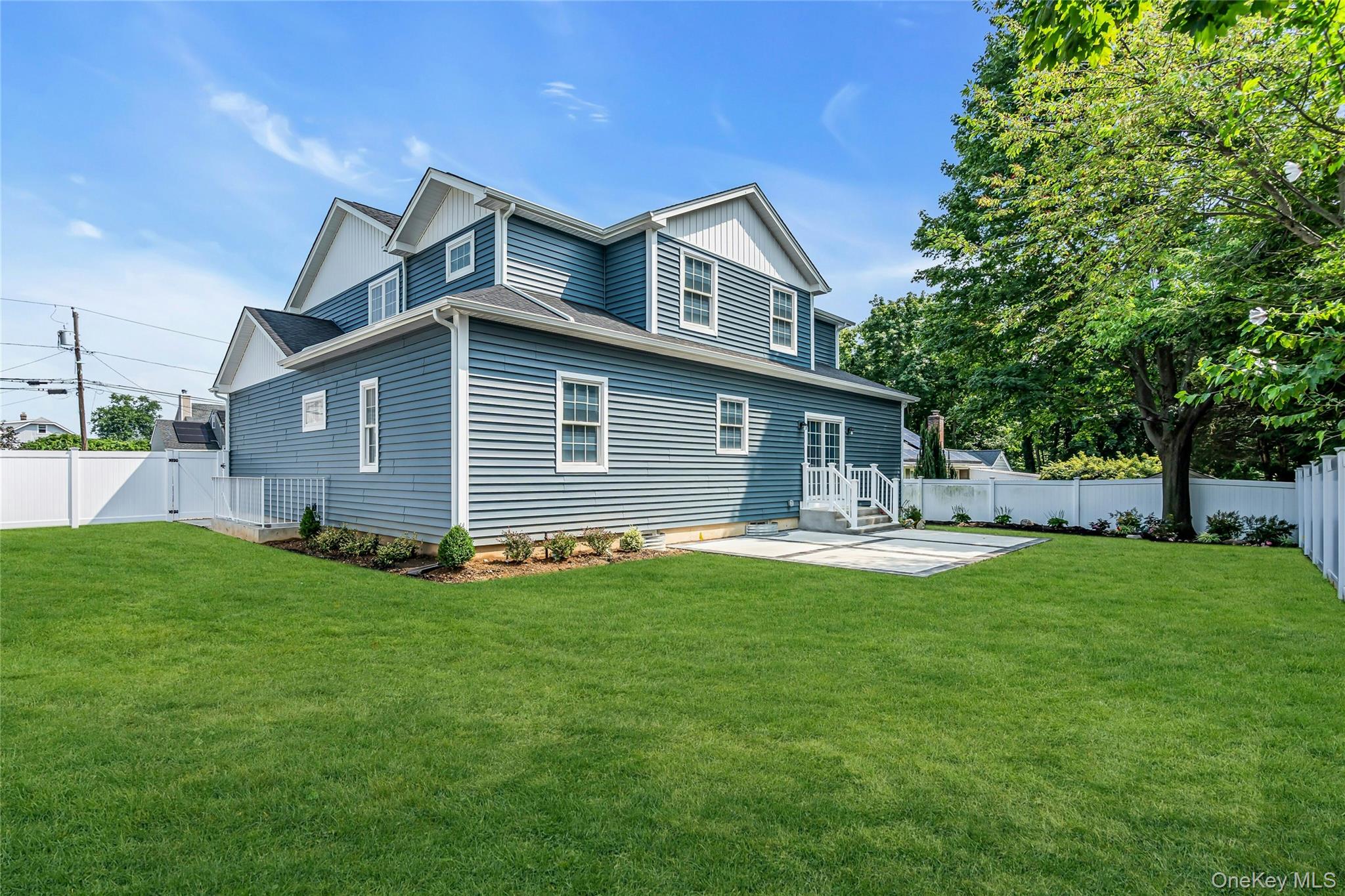 #6 photo, 68 Caroline Street, Bethpage , NY 11714