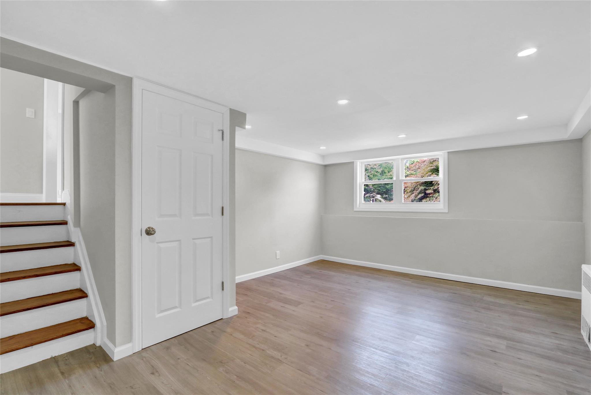 #17 photo, 3621 Regent Lane, Wantagh , NY 11793