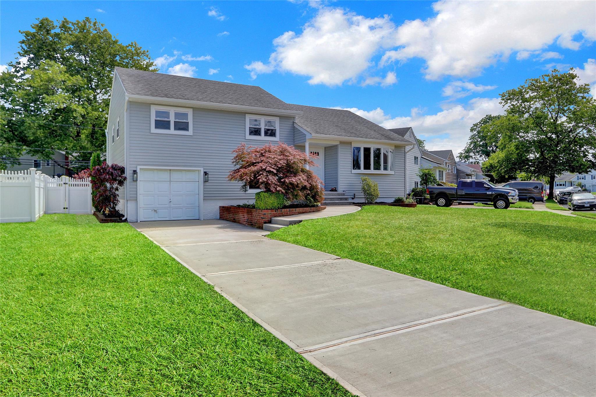 #2 photo, 3621 Regent Lane, Wantagh , NY 11793