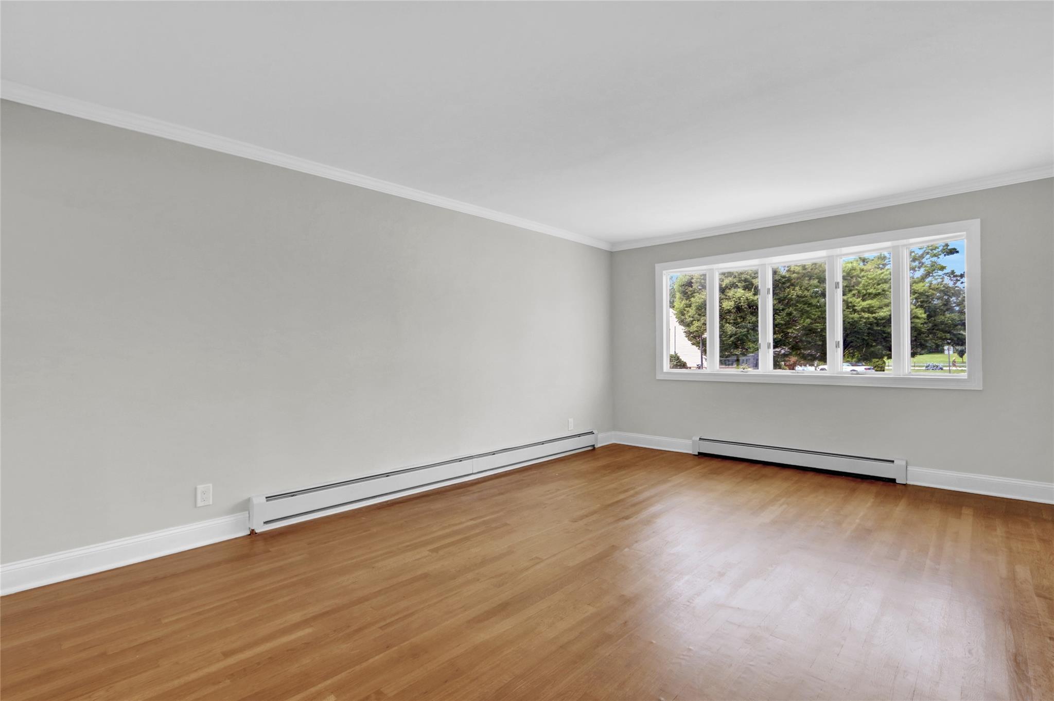 #3 photo, 3621 Regent Lane, Wantagh , NY 11793