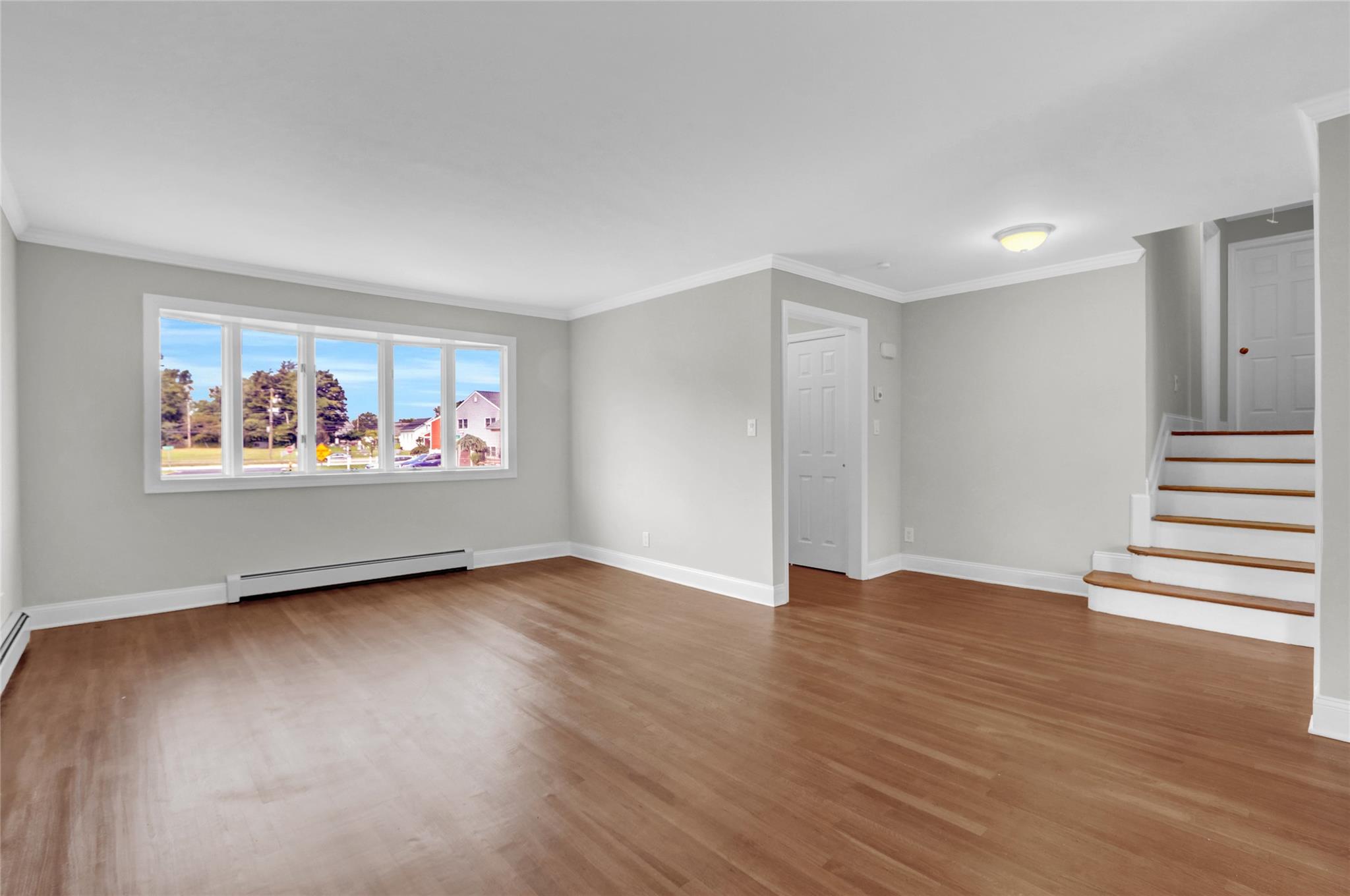 #4 photo, 3621 Regent Lane, Wantagh , NY 11793