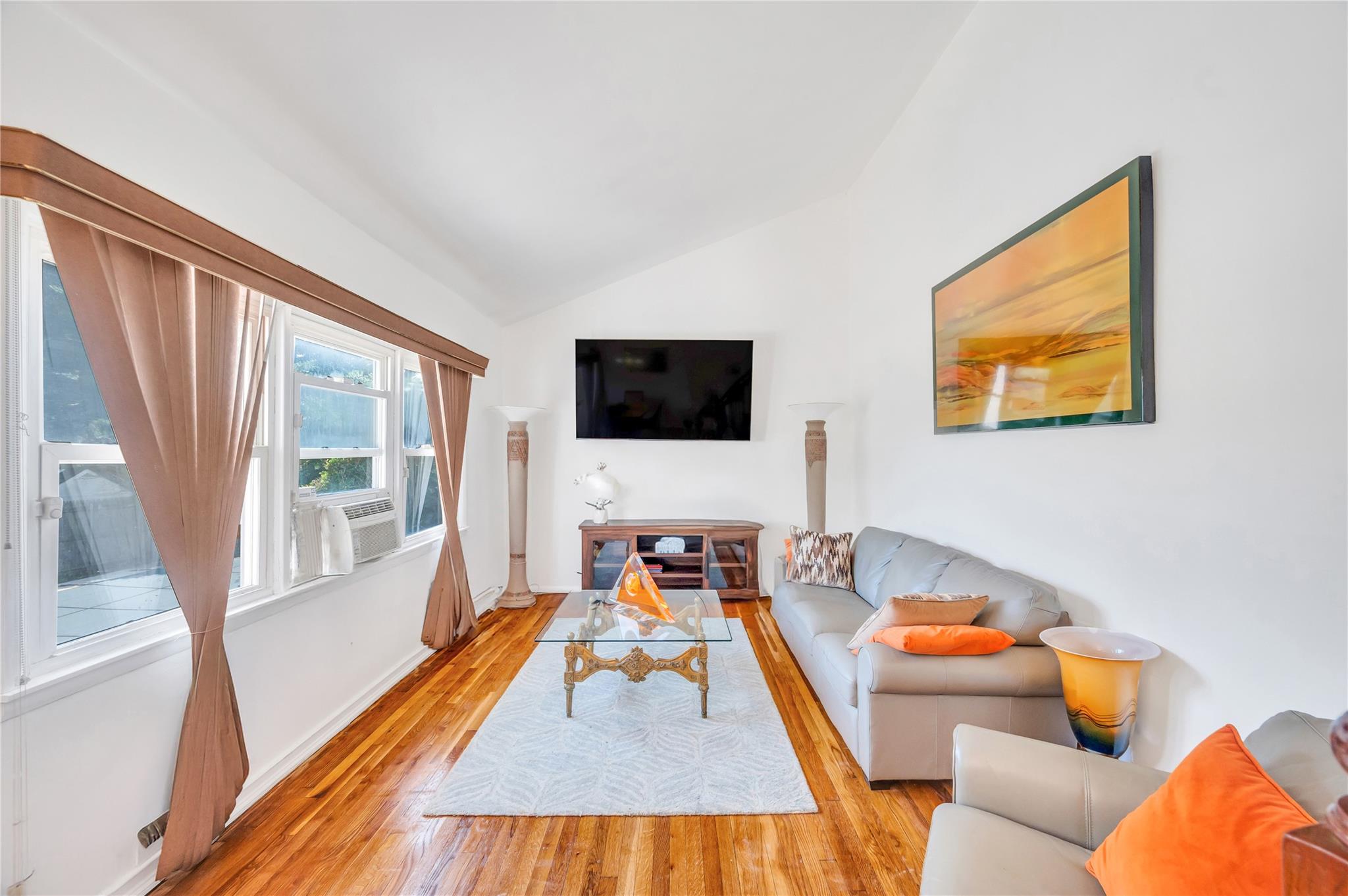 #3 photo, 224 Oakland Avenue, Deer Park , NY 11729