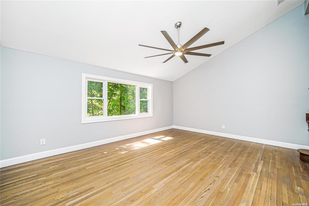 #7 photo, 12 Knoll Road, Rocky Point , NY 11778