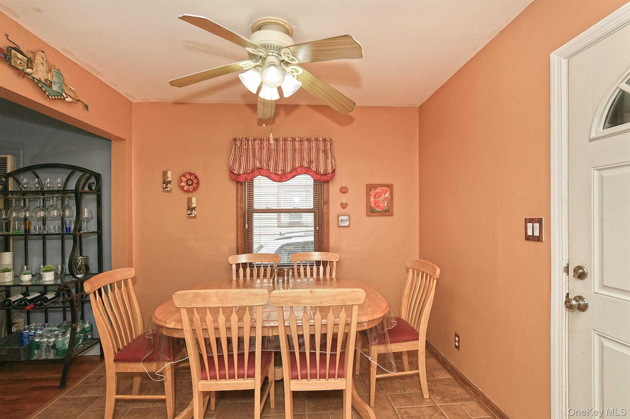 #8 photo, 63-05 138th Street, Flushing , NY 11367