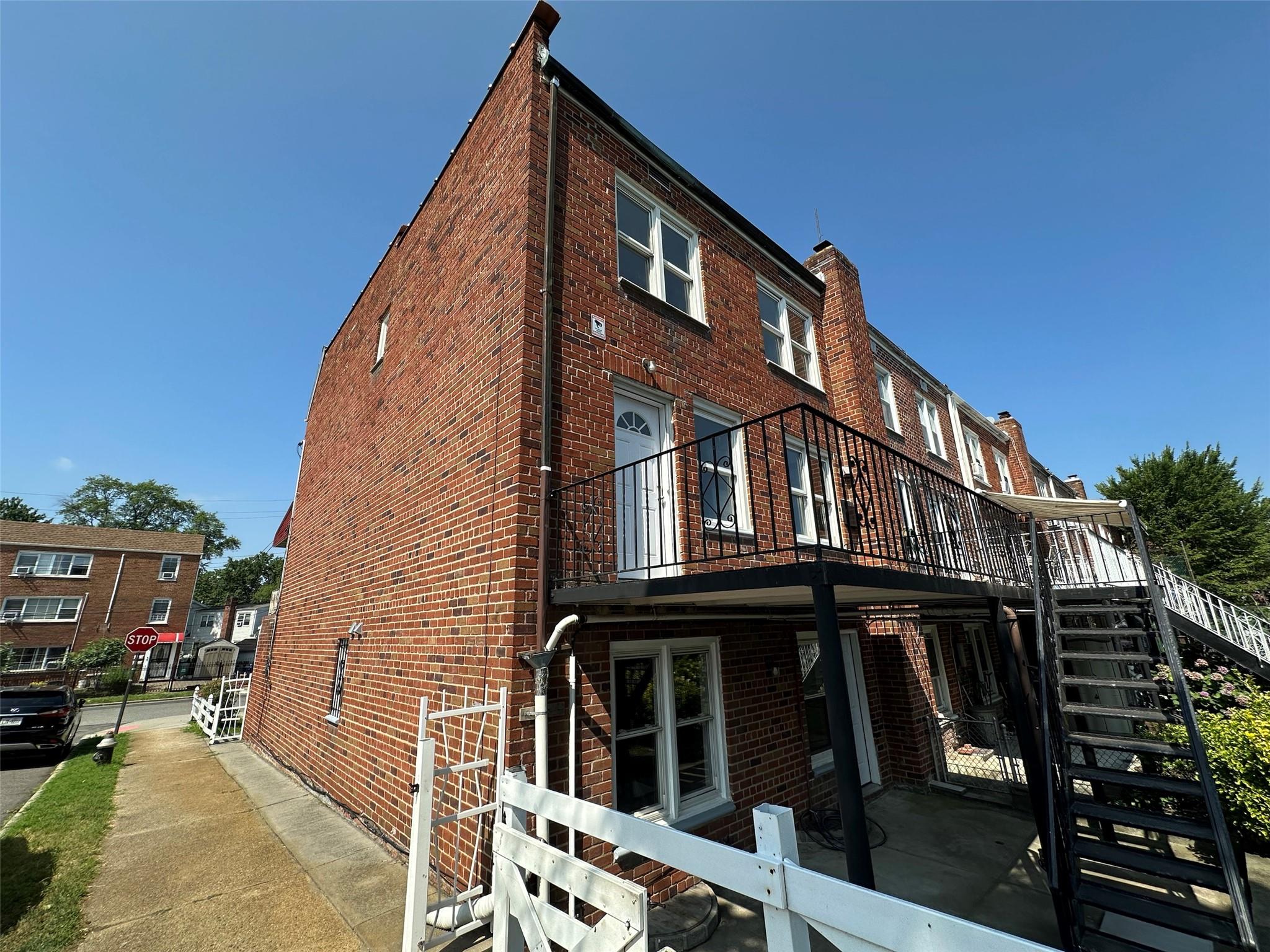 #2 photo, 17021 Lithonia Avenue, クイーンズ区 Flushing , NY 11365