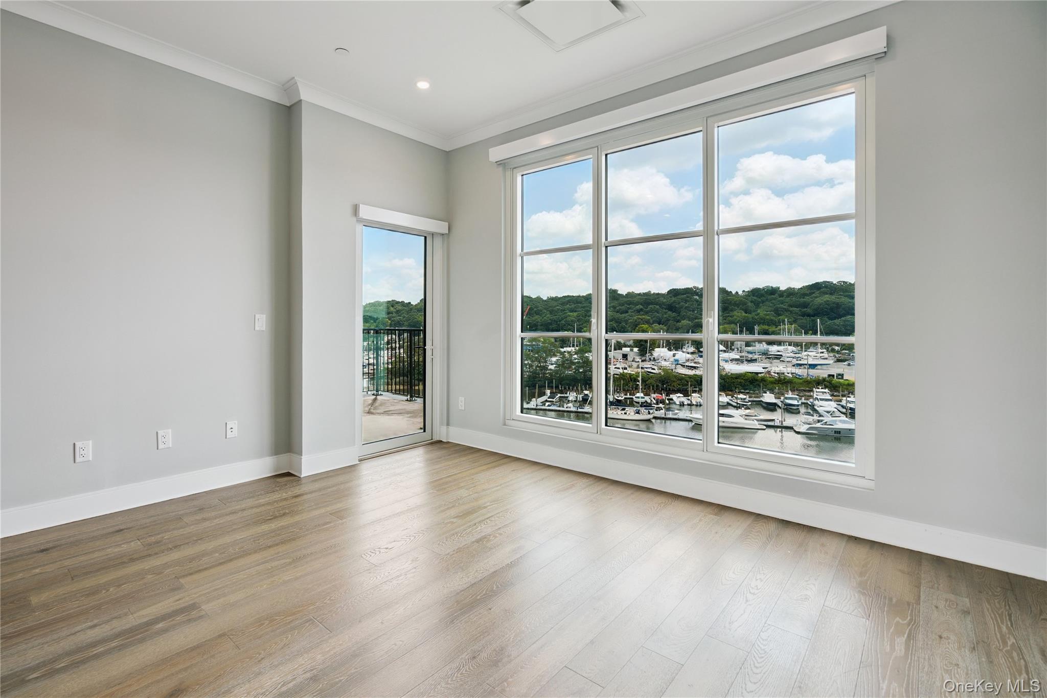 #13 photo, 100 Garvies Point Road, ナッソー郡 Glen Cove , NY 11542